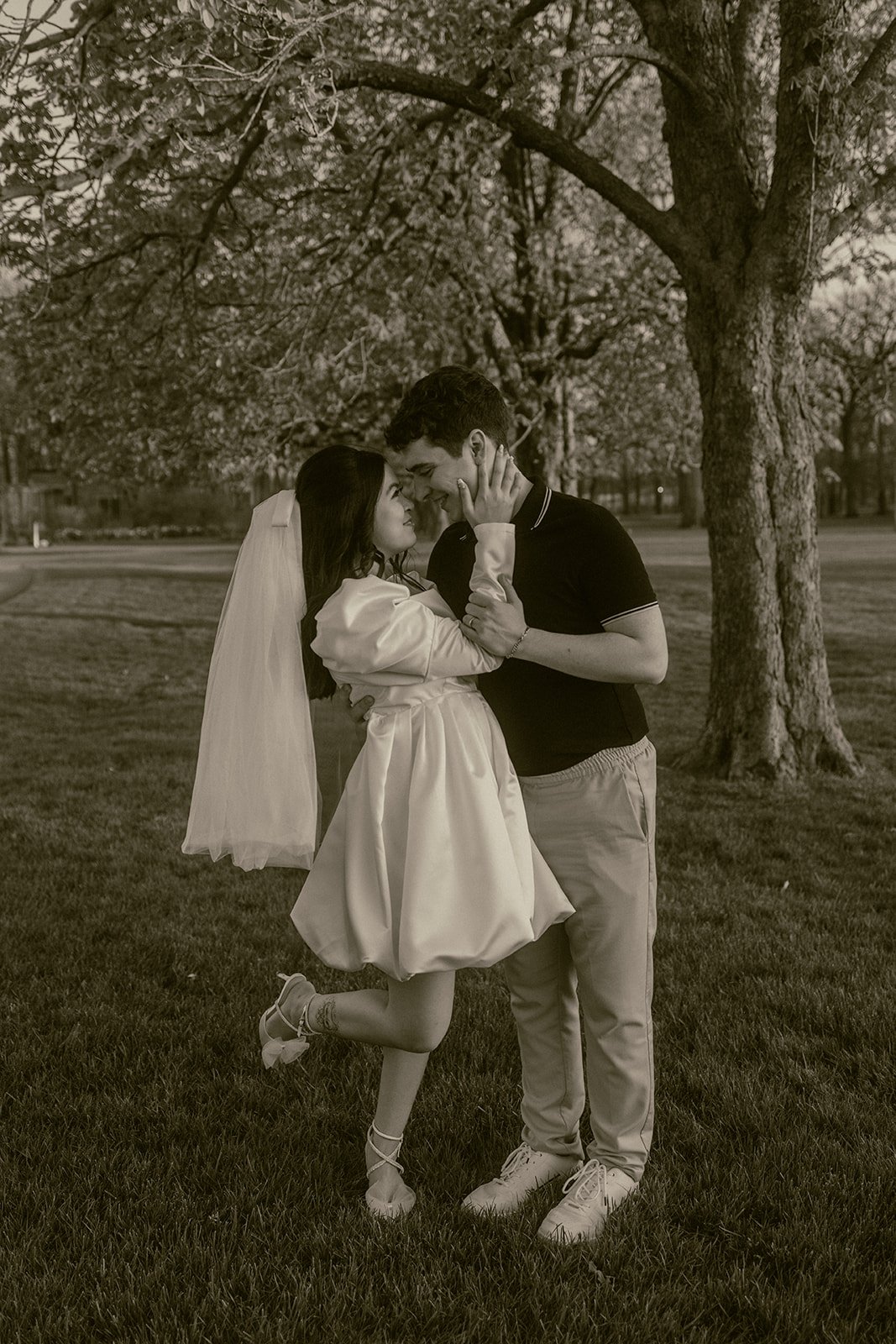 DT1A7507RILEY-AND-ISABELLA-CHICAGO-ILLINOIS-ENGAGEMENT-SESSION-ADLER-PLANETARIUM-THE-GERNANDS-PHOTOGRAPHY.jpg_websize.jpg