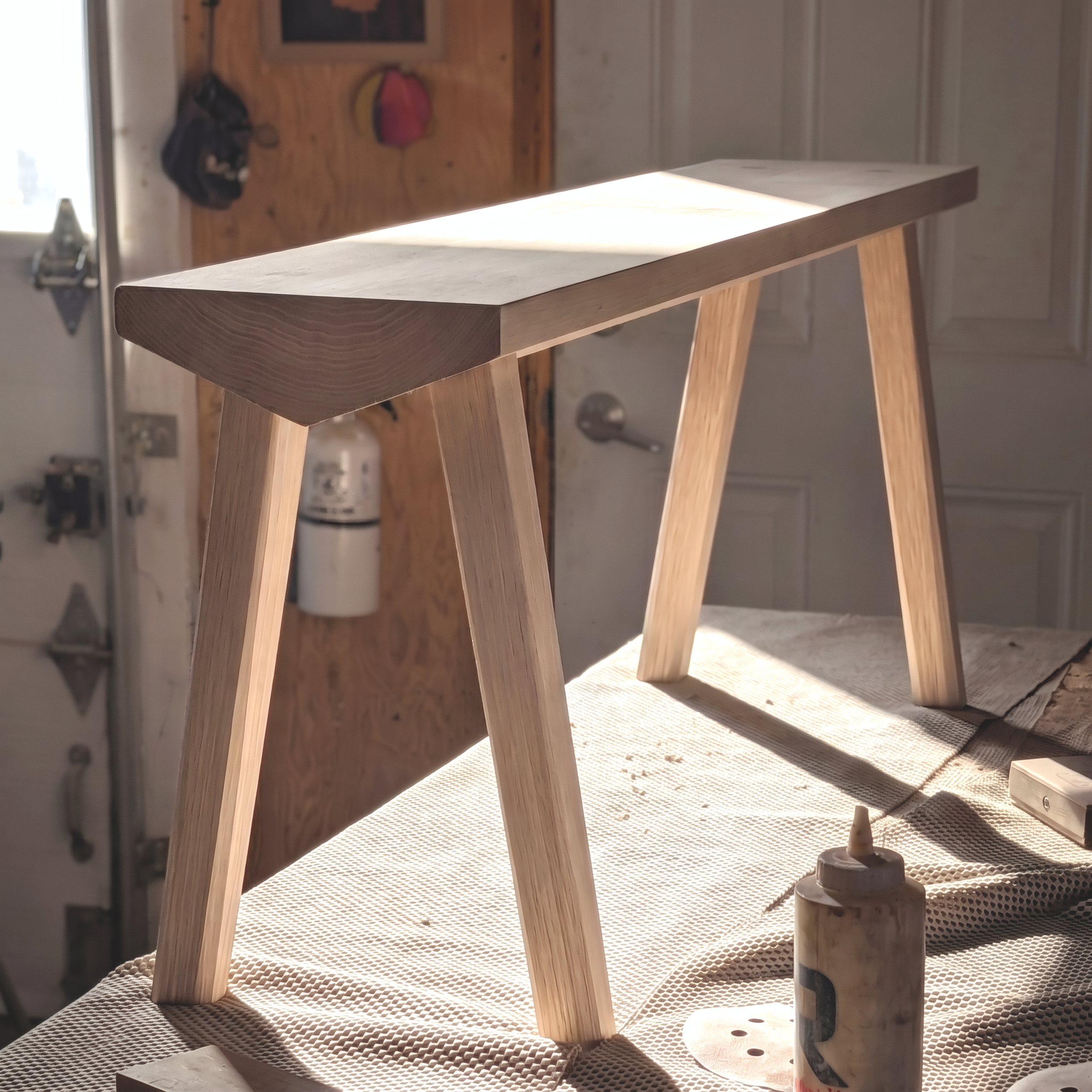 LIGNA Bench