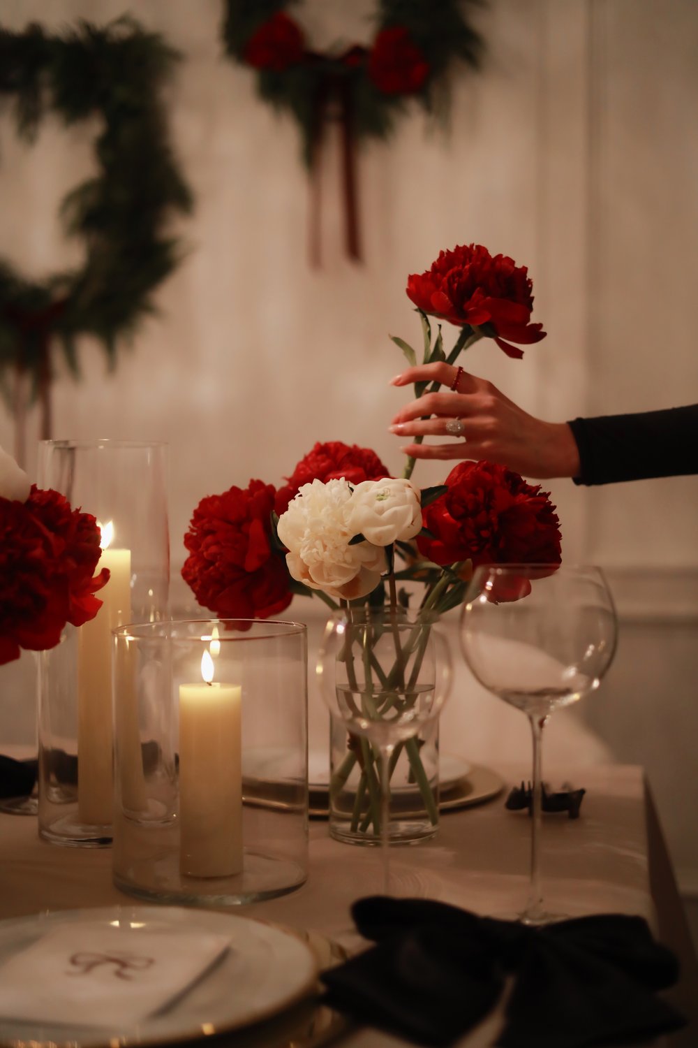Paces West x UrbanStems_Holiday11.JPG