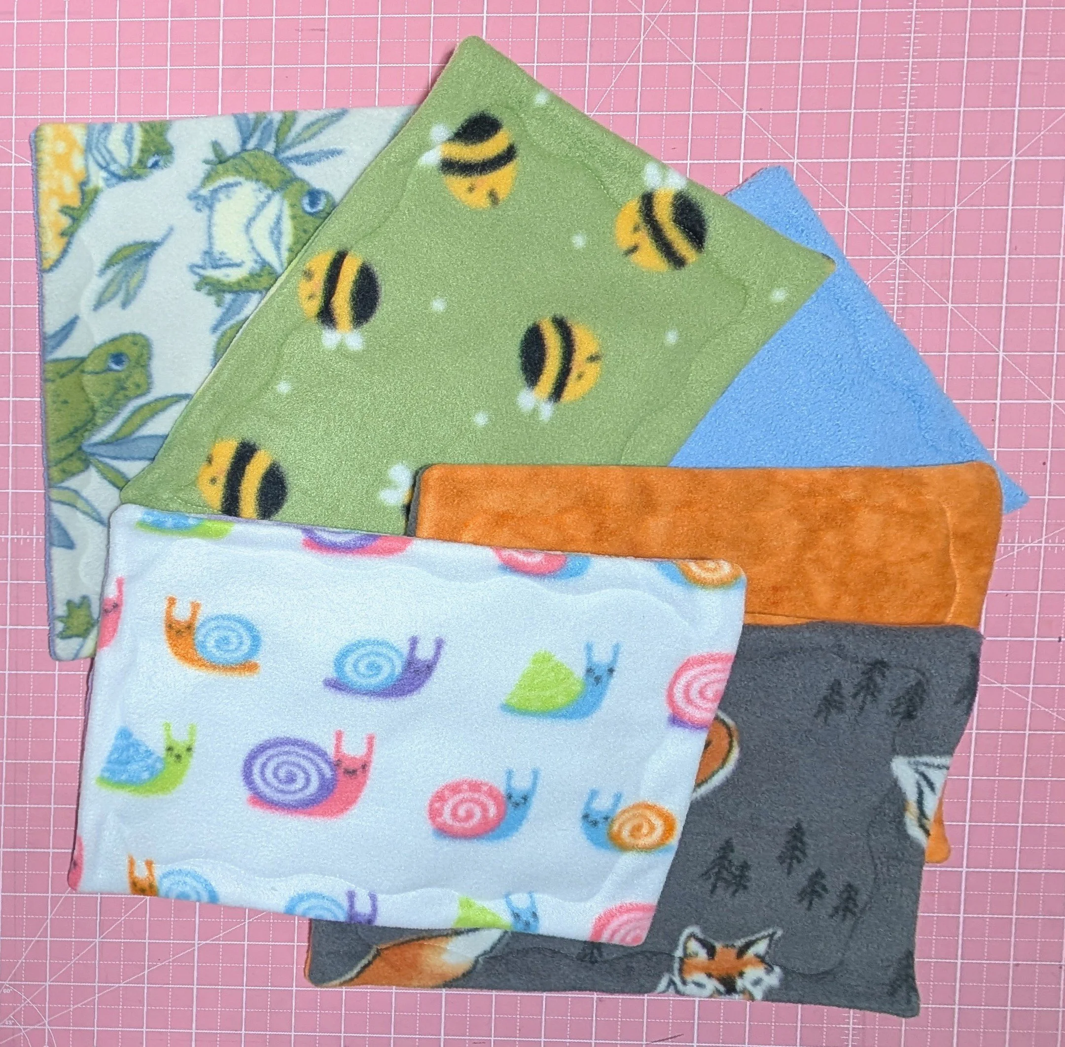 Random - Hammock Pad / Carrier Liner