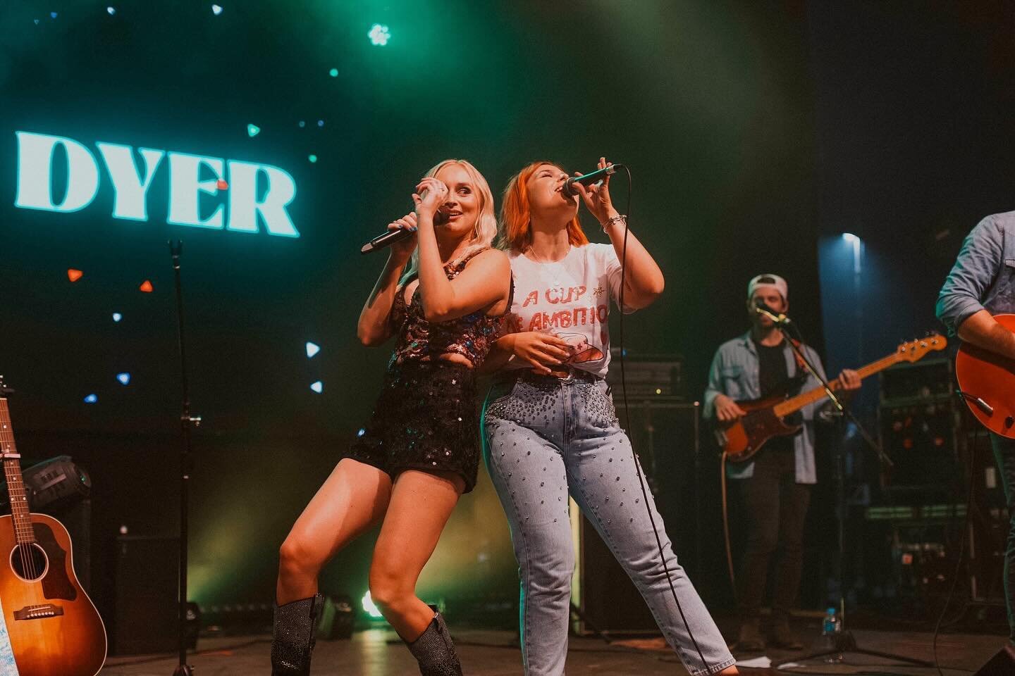 &ldquo;Sammy gets a little flirty when she&rsquo;s sipping on the bubbly&rdquo;. Thanks for writing me in a song gals. Love u and alllll the Dumb Decisions. @melanie_dyer @caitlynshadbolt 🩷🩷

@cmcrocksfest 
Pics: @jakedaveystudios