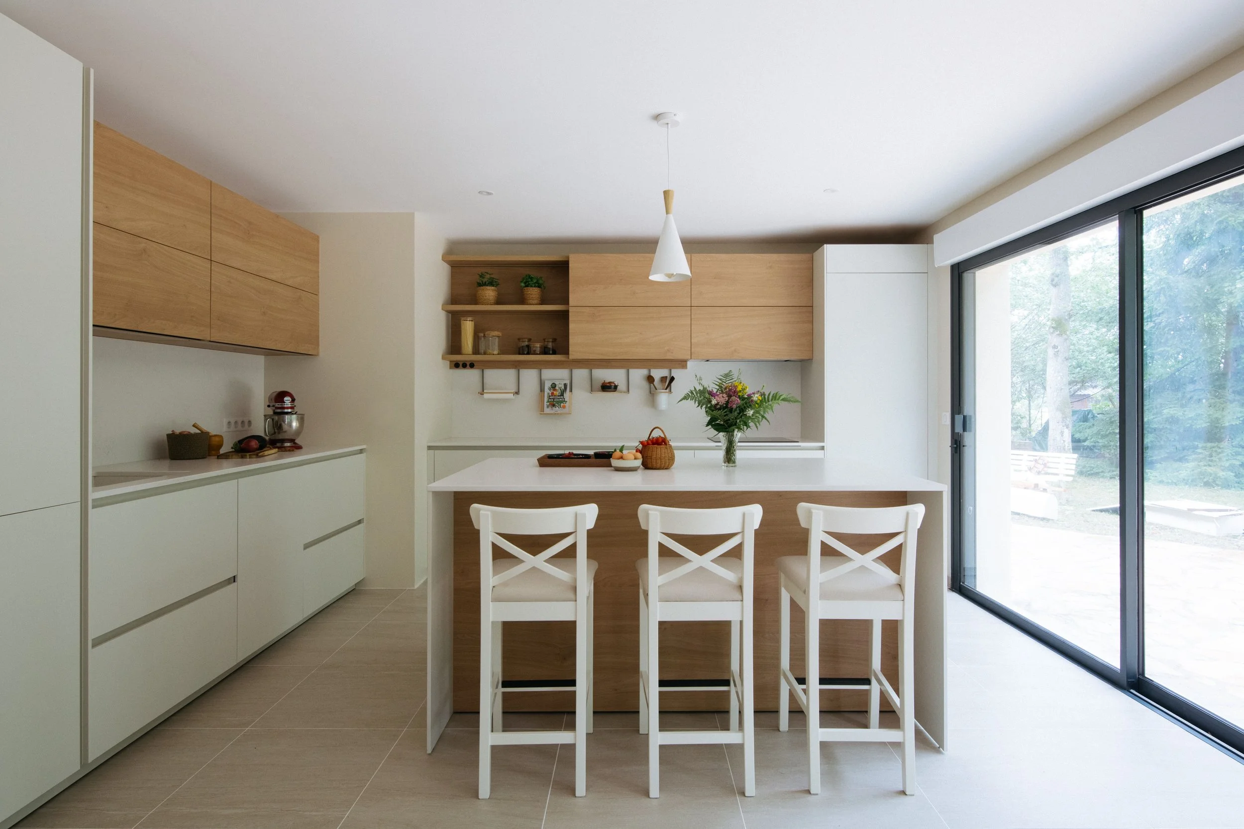 EBAINTERIORS - Noisy - JPG-1.jpg