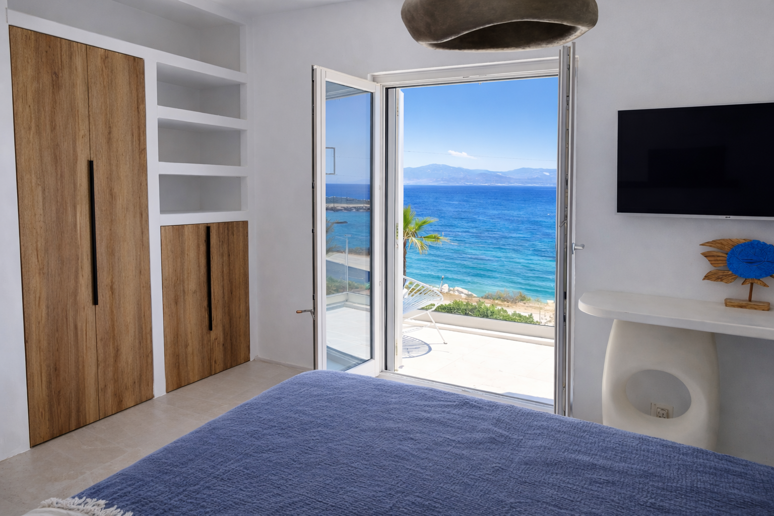 4 BLACK Main Bedroom VIEW.png