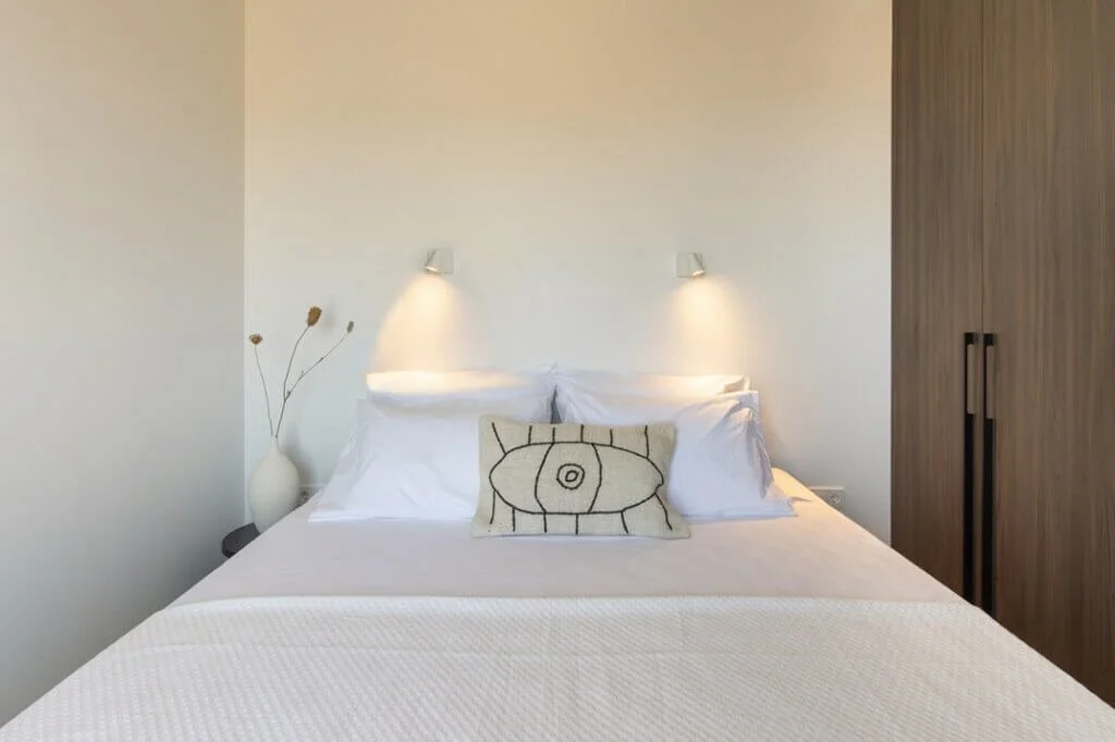 MoonhouseParos-guesthouse2-8-1024x682.jpg