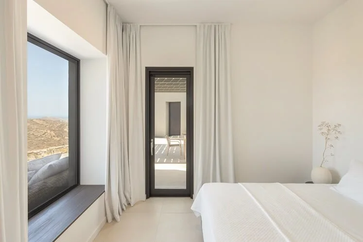 MoonhouseParos-guesthouse1-5.jpg