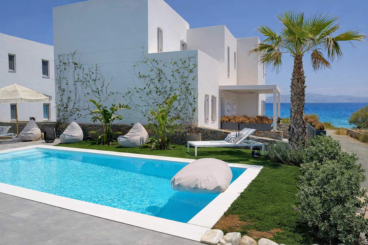 28 AKOYA SEA VIEW RIGHT.png