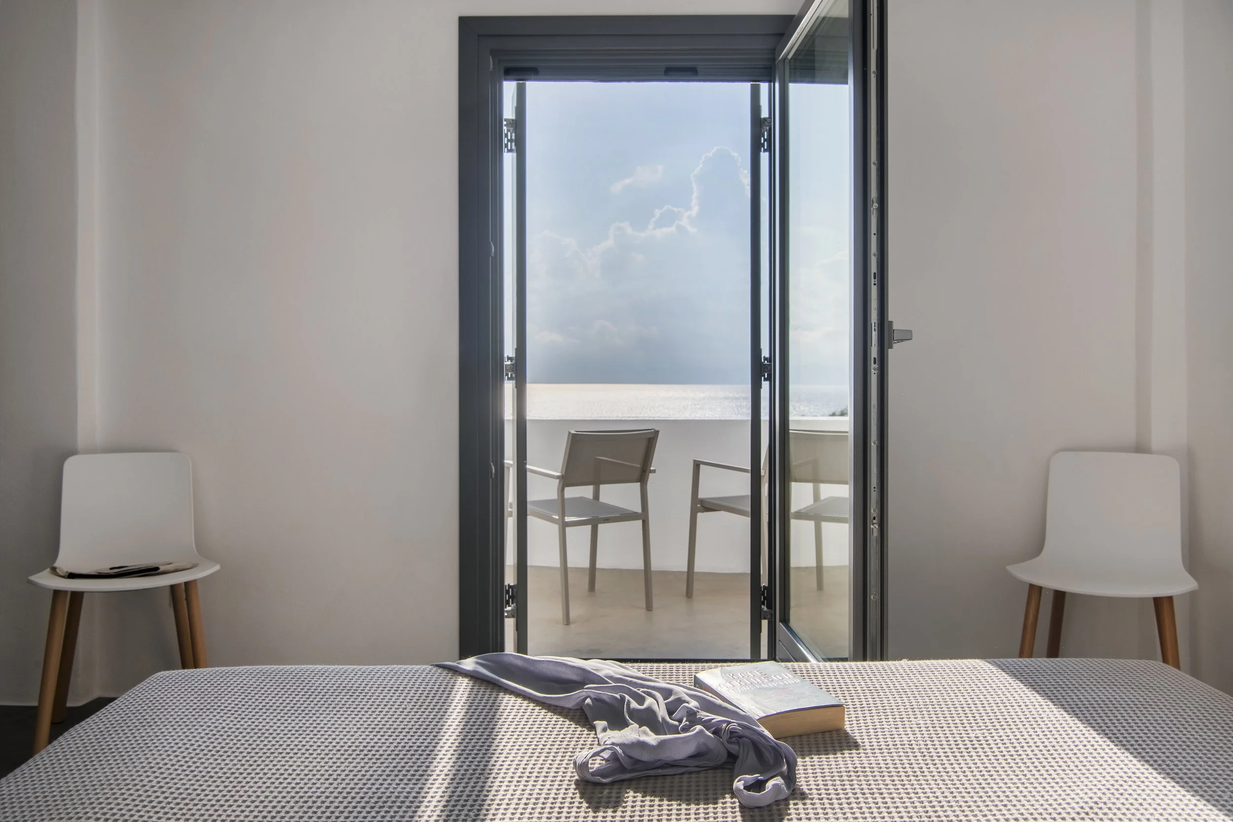 L2 bedroom 3-2.jpg