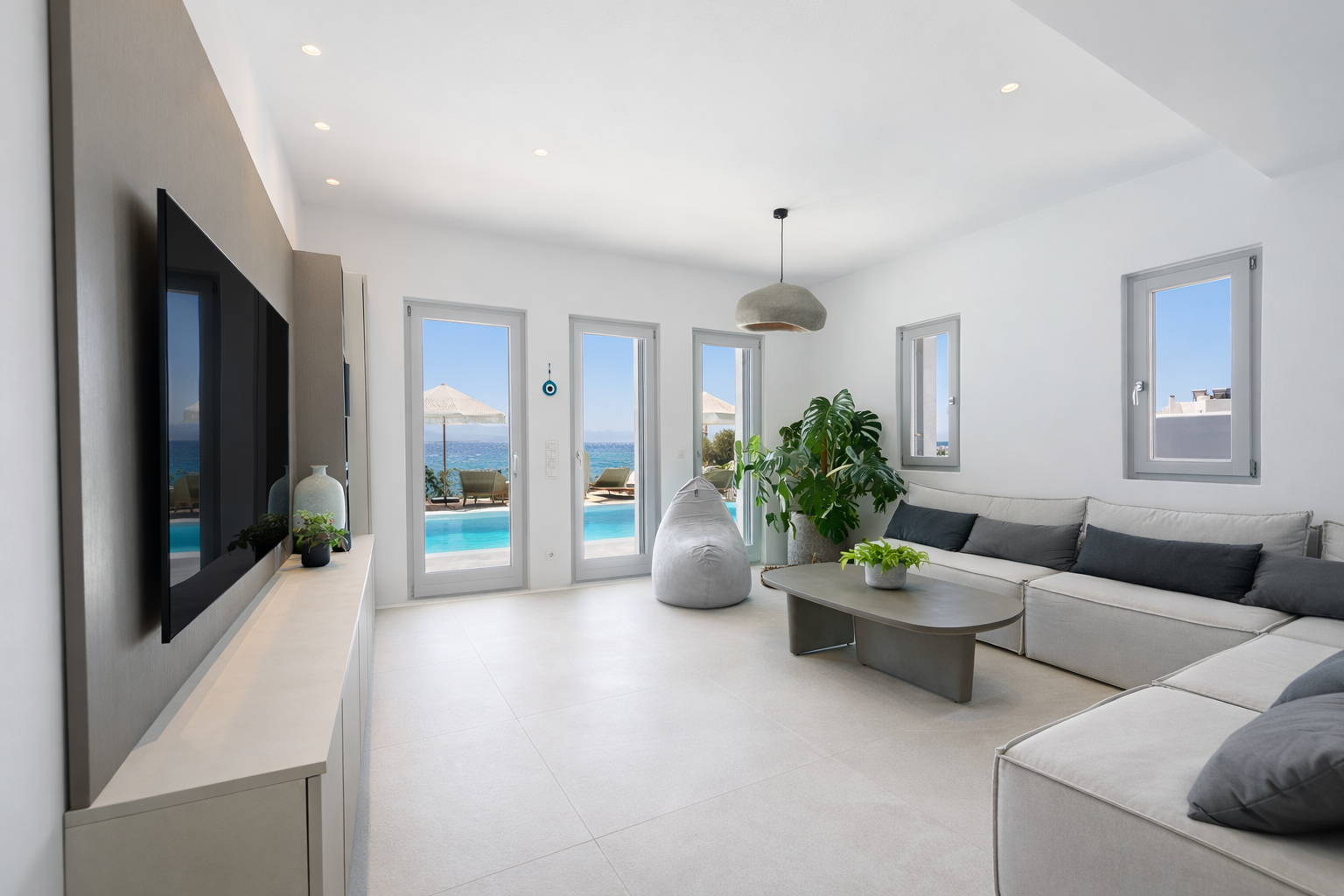 39 BLACK LIVING SEA VIEW.png