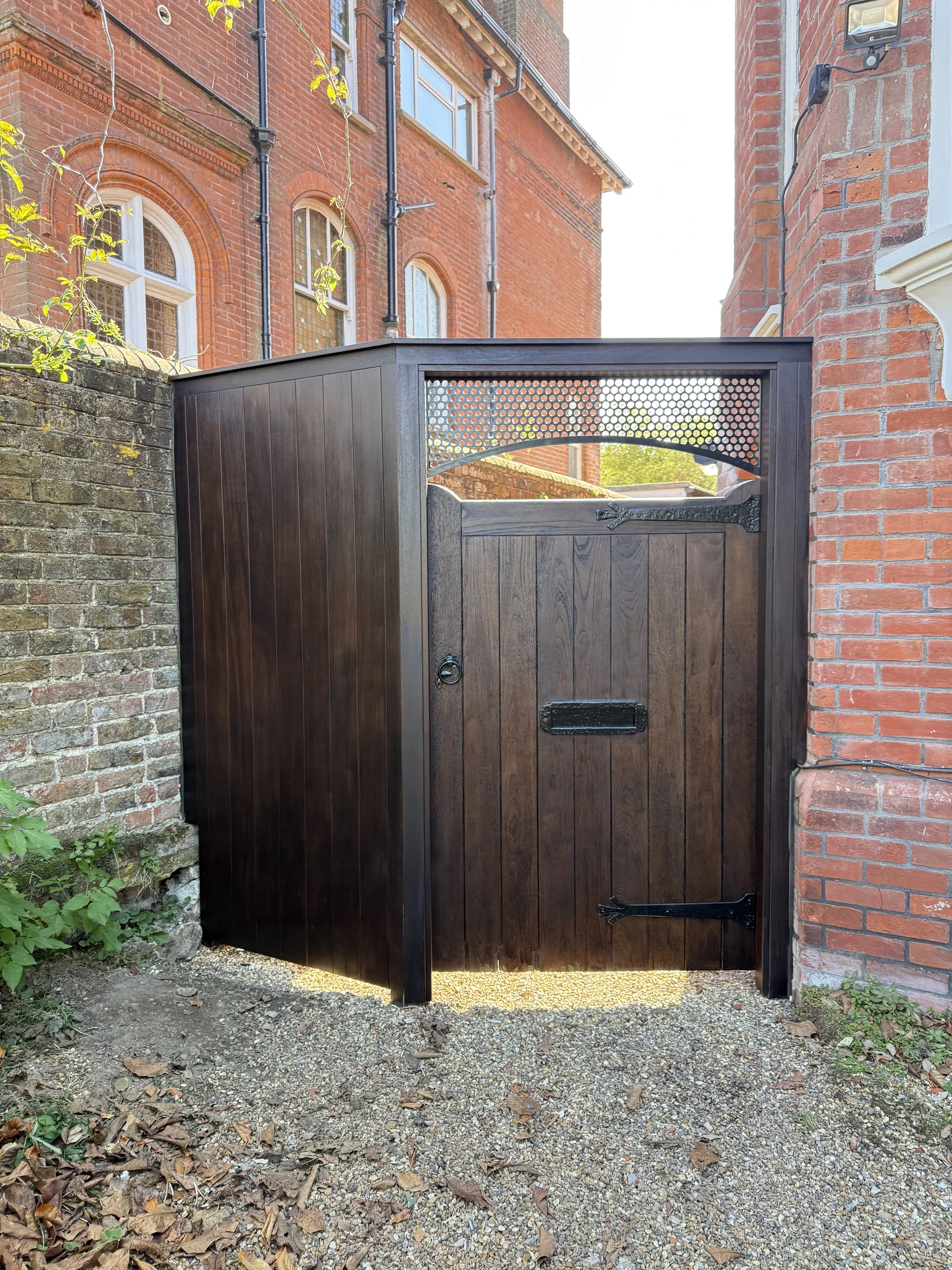 Teak gate and fixed panel
