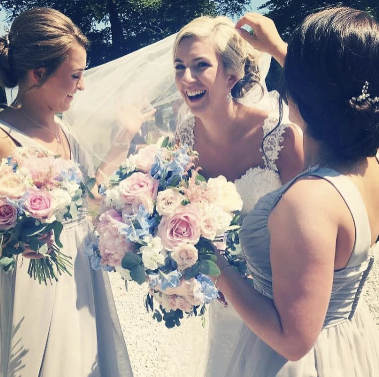 pale pink brides bouquet