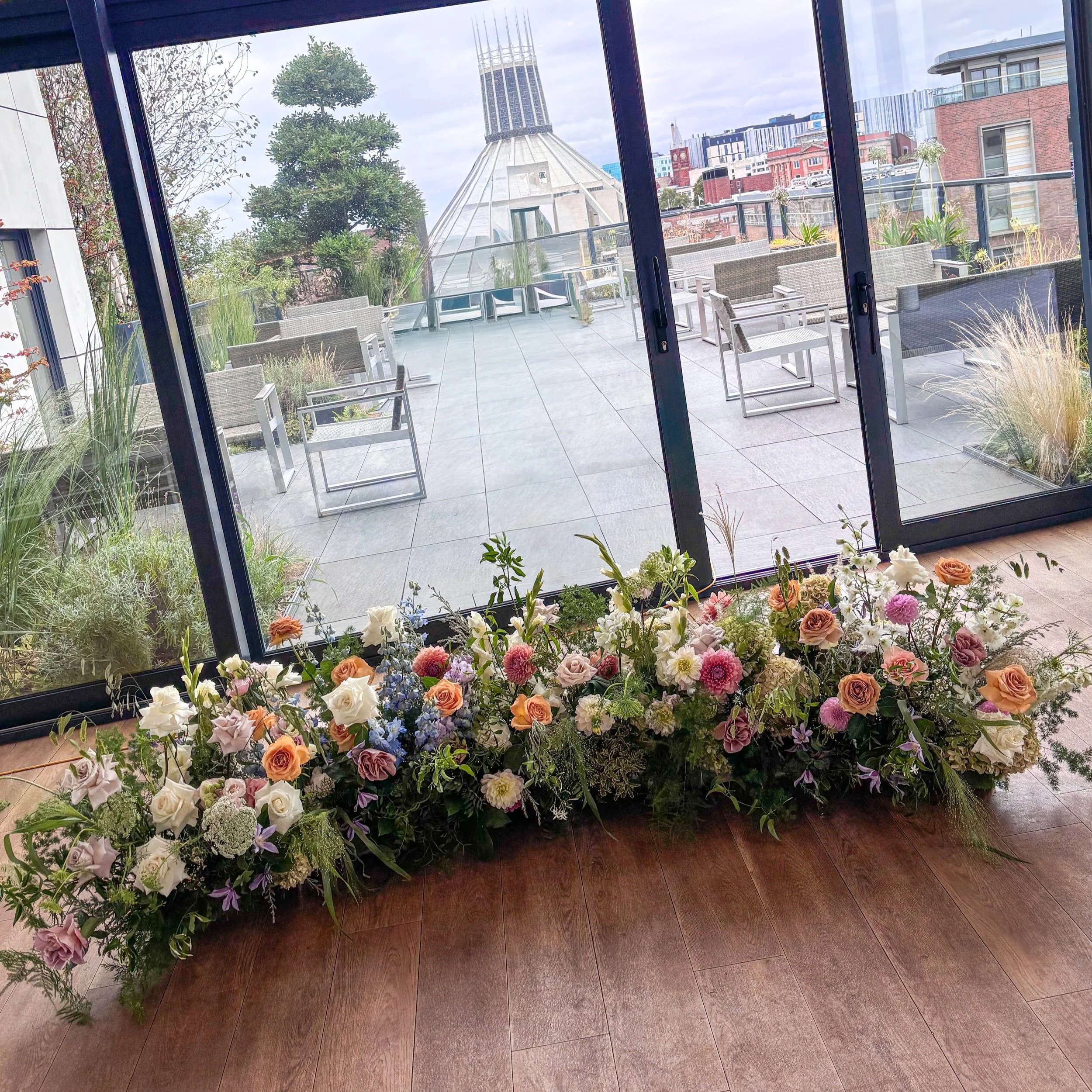 summer meadow flowers for city wedding
