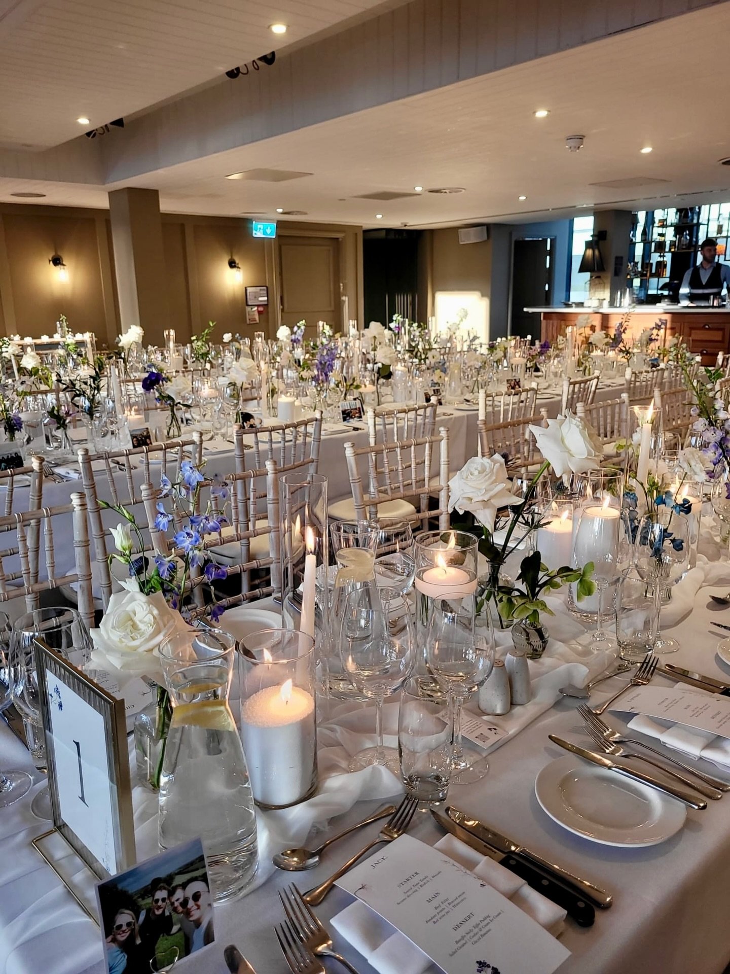 More from Lauren &amp; Will&rsquo;s Manchester wedding earlier this month ✨

From a modern ceremony @mcrartgallery to private dining @kingsttownhouse with twinkling tablescapes 🥂

We love discovering new, alternative venues - tres chic!