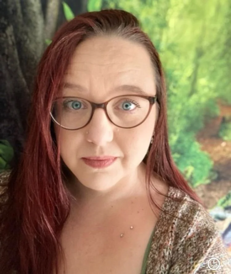 Helen Edgar Profile Photo.jpeg