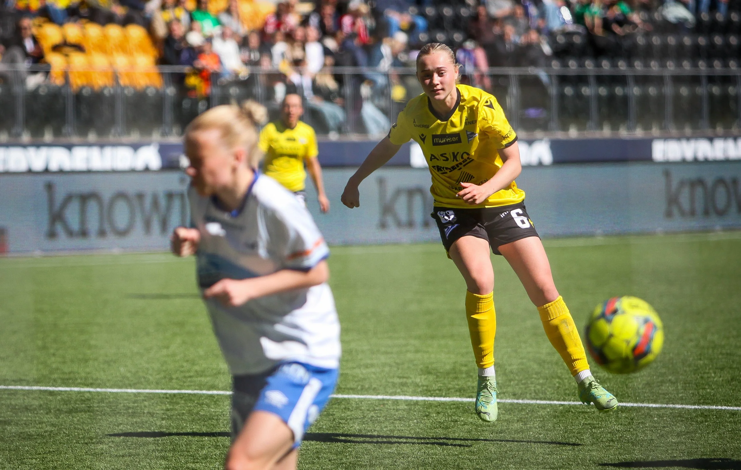 Sett ballen i krysset!