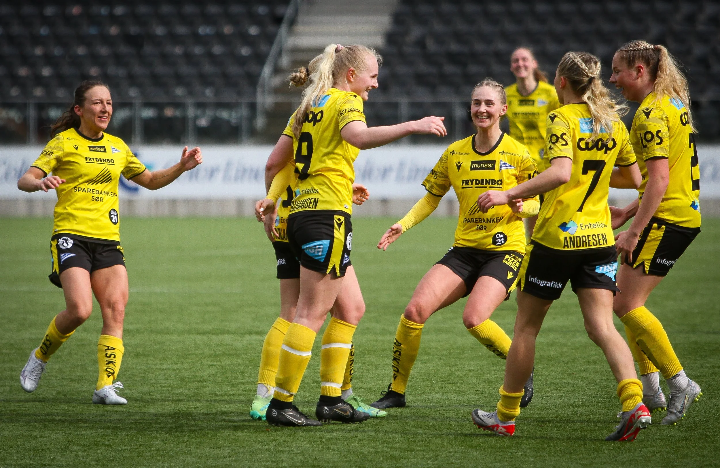 Start Kvinner inviterer til Sommerfotballskole og Elitecamp