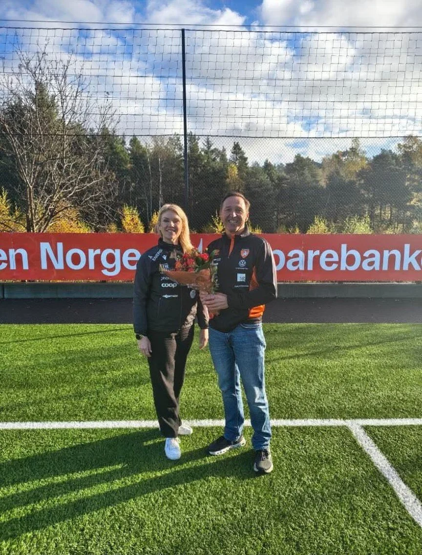N&aring;r m&aring;let om toppserien er n&aring;dd, var det p&aring; sin plass med en gratulasjon til @gimletroll som vi i 2022 overtok lisensen av 🧡 Mange av dagens spillere har spilt i oransje f&oslash;r vi stiftet IK Start Kvinner 💛