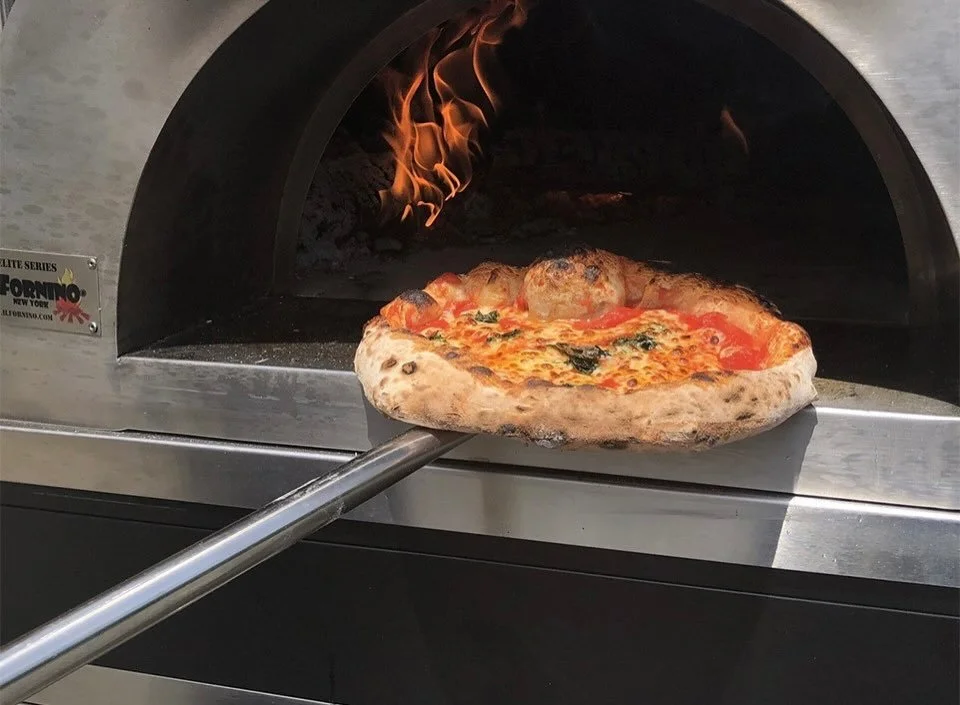 Need a fun Friday night filled with friends, Flour District &amp; wood fired pizza? Check out our February pizza class with @slice.versa 🍕 Tickets available online!