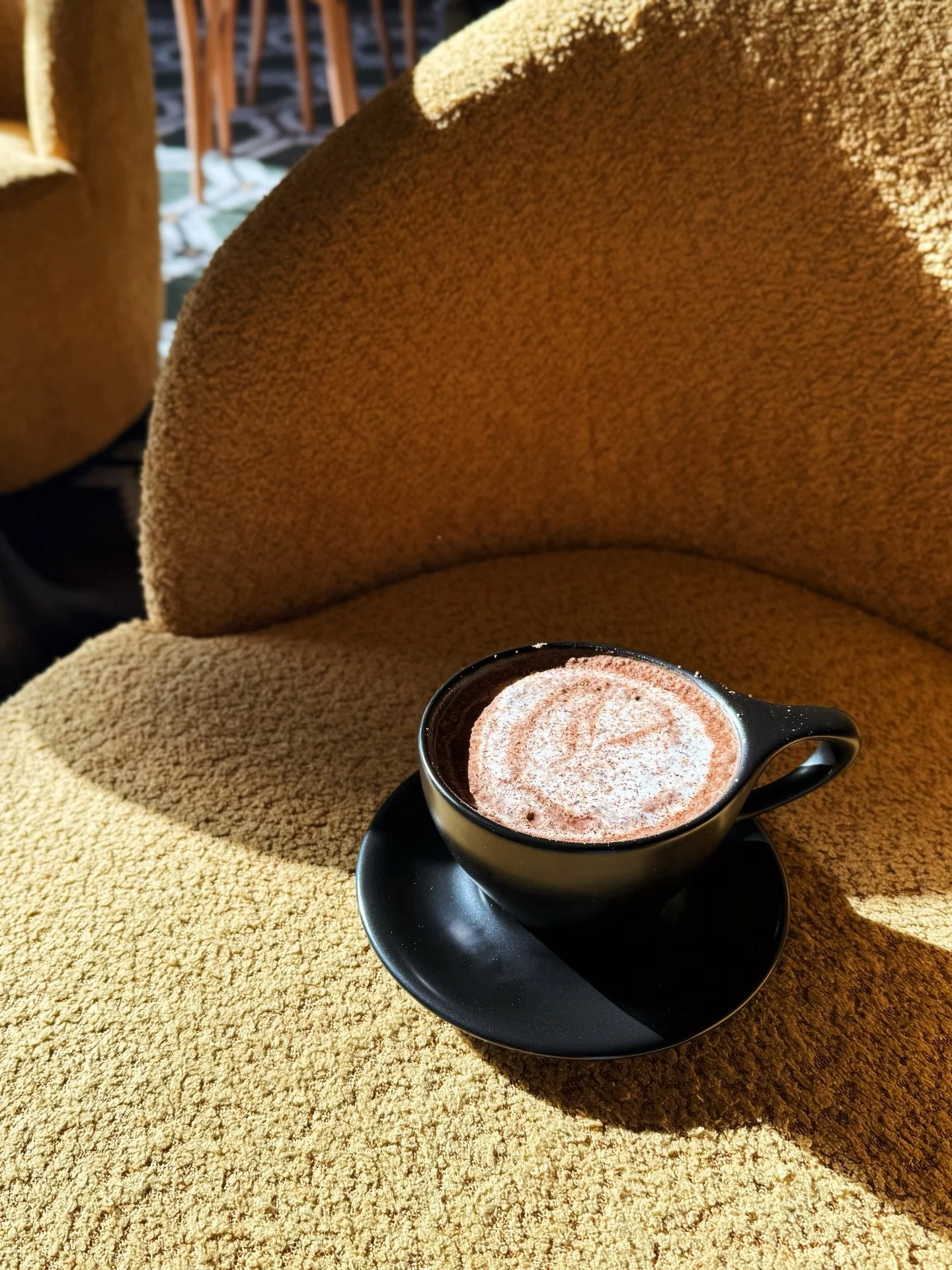 Don&rsquo;t let the cold keep you away, come warm up with us! Lattes, teas &amp; freshly baked pastries are waiting for you!