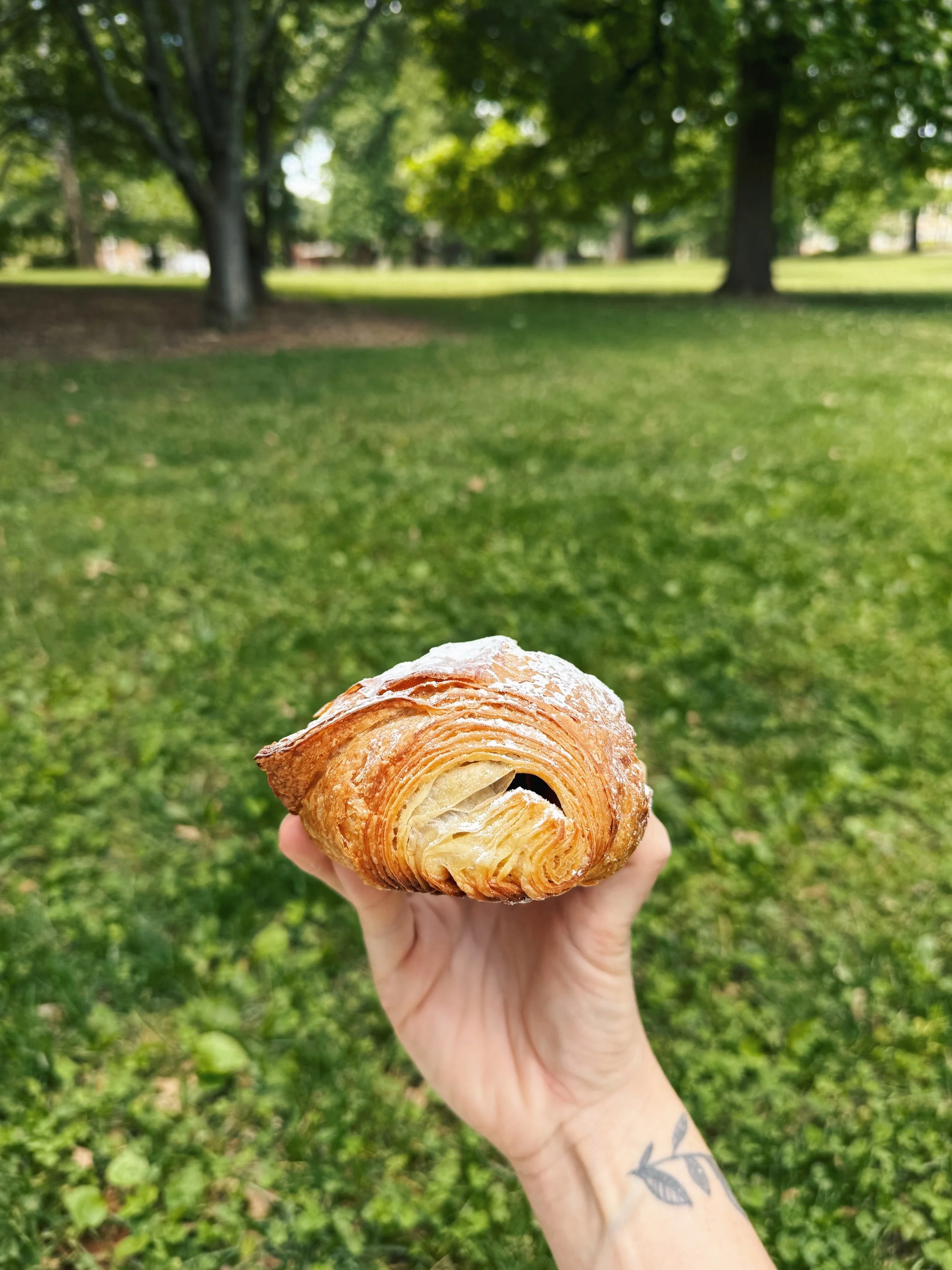 Golden, flaky, buttery AND chocolatey - say less. Come grab a chocolate croissant and enjoy some fresh air and sunshine ☀️🥐