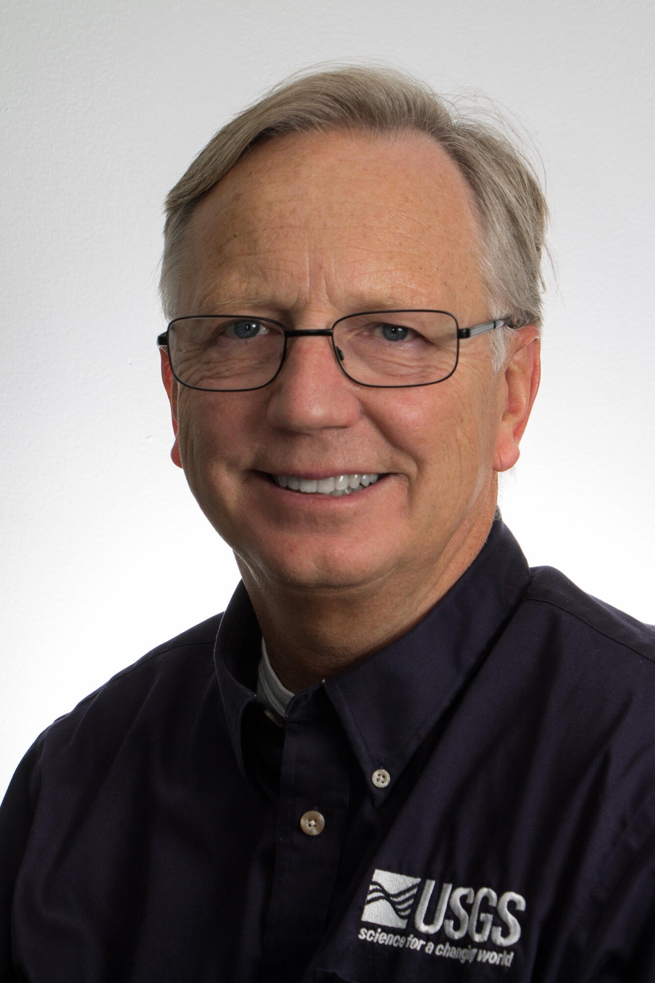 Dr. Leon Carl