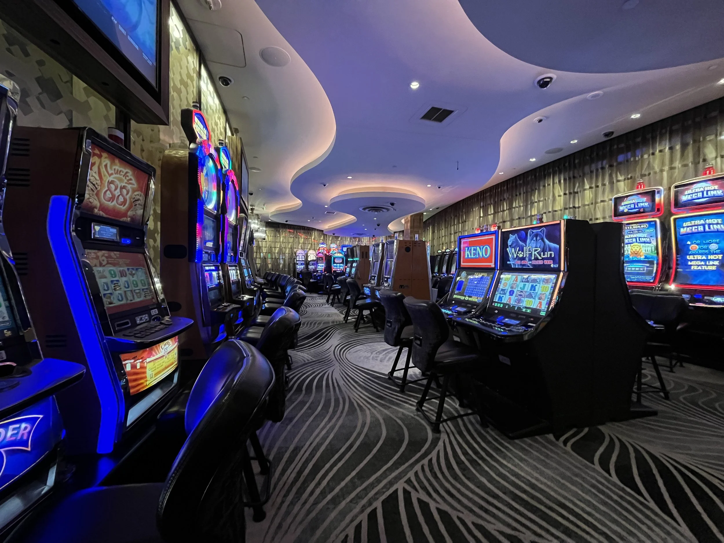 RIVERS CASINO IN PHILLY AND PITTSBURGH LAUNCH MARKET-LEADING COMPENSATION &amp; HIRING CAMPAIGN FOR TABLE GAMES DEALERS 