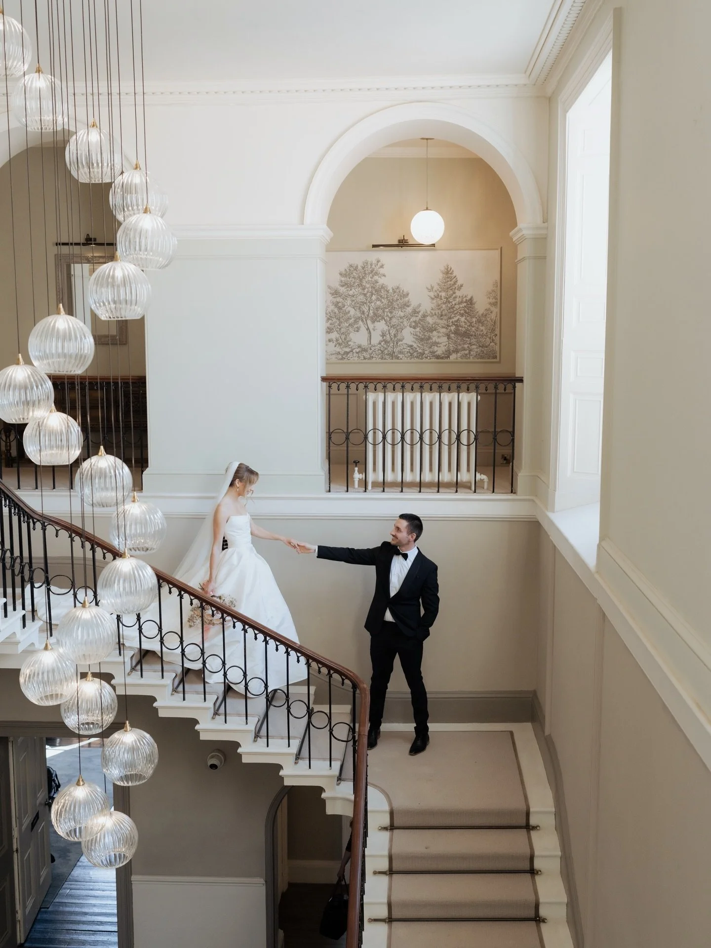 Soft light.
Quiet moments.
Beautifully considered spaces.

Saltmarshe Hall. 

#saltmarshehallwedding 
#editorialweddingphotography 
#luxuryweddingphotographer 

Workshop and host @myprettiestworkshops 
Floral designer, stylist and planner @mypretties