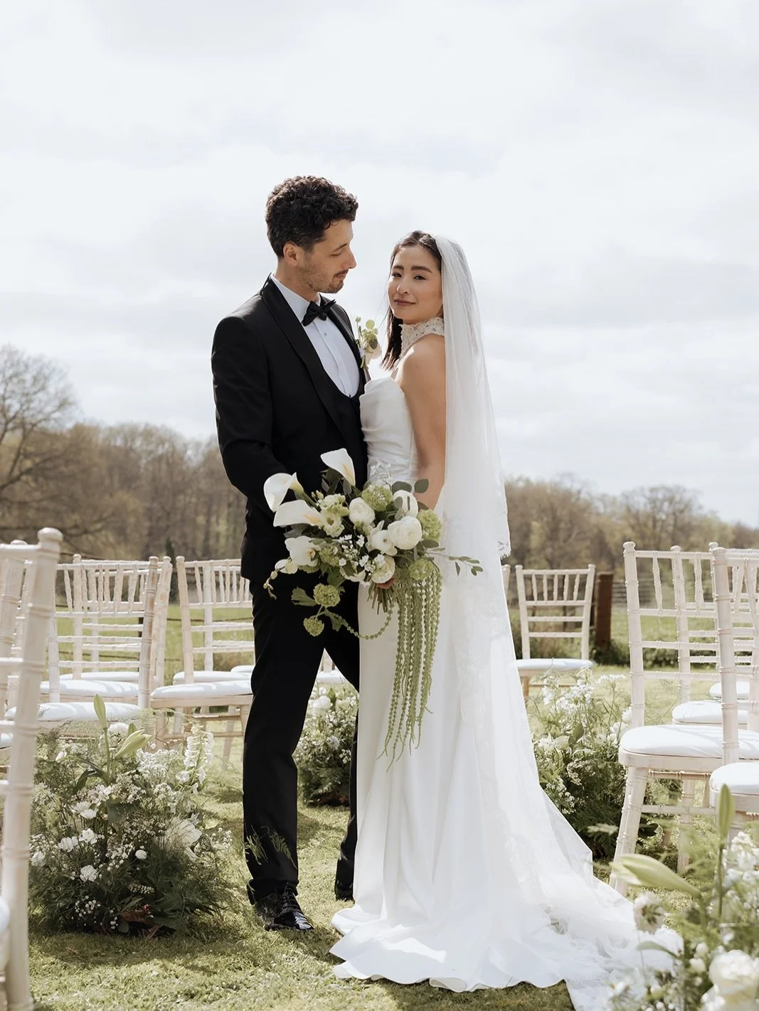 This is exactly the kind of wedding I want more of.

Thoughtful, stylish, and completely effortless to be part of.

I don&rsquo;t think I&rsquo;ll ever get tired of this.

Workshop host and curator- @luxe_byamelia and @luxe.workshops 
Venue- @theloca