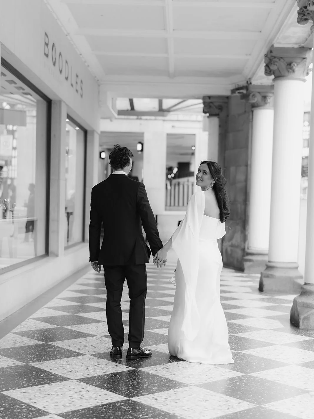 Modern romance in the heart of Chester.

An intimate city elopement defined by quiet moments, beautiful architecture and effortless elegance.

The kind of wedding that feels less like a performance and more like a memory being made.

A reminder that 