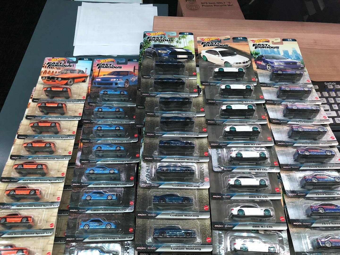 Any body need any Fast and Furious sets?
#hotwheels #hotwheelscollector #fastandfurious #164diecastcars #diecast #diecastcollector
