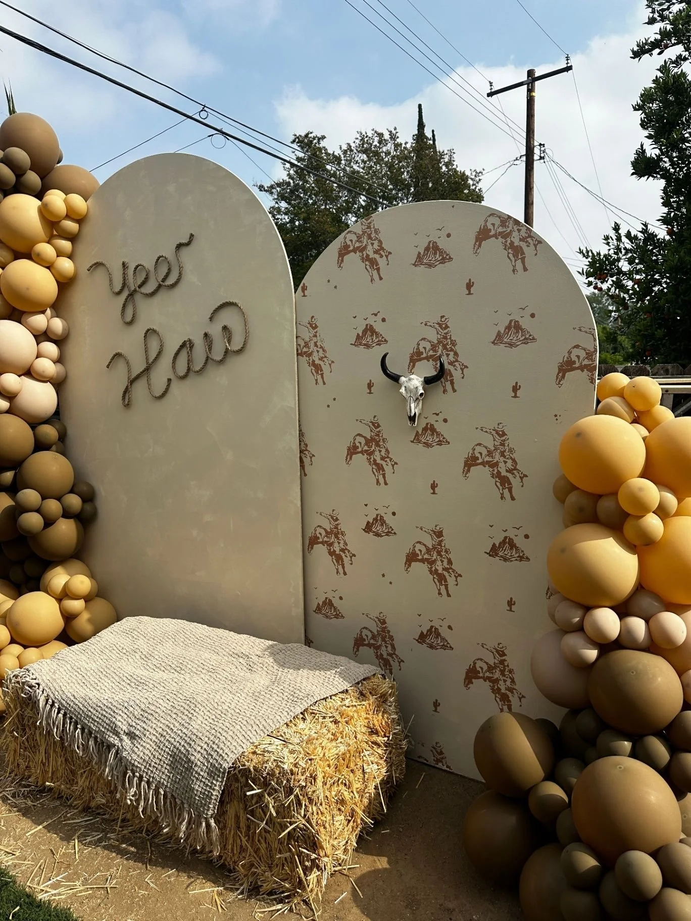 This isn&rsquo;t your average rodeo this is the modern Western 'Yee Haw' we&rsquo;ve been dreaming of. ✨

When desert ruggedness meets refined elegance. We&rsquo;re trading clich&eacute;d hay bales for a grounded, high-end aesthetic that feels timele