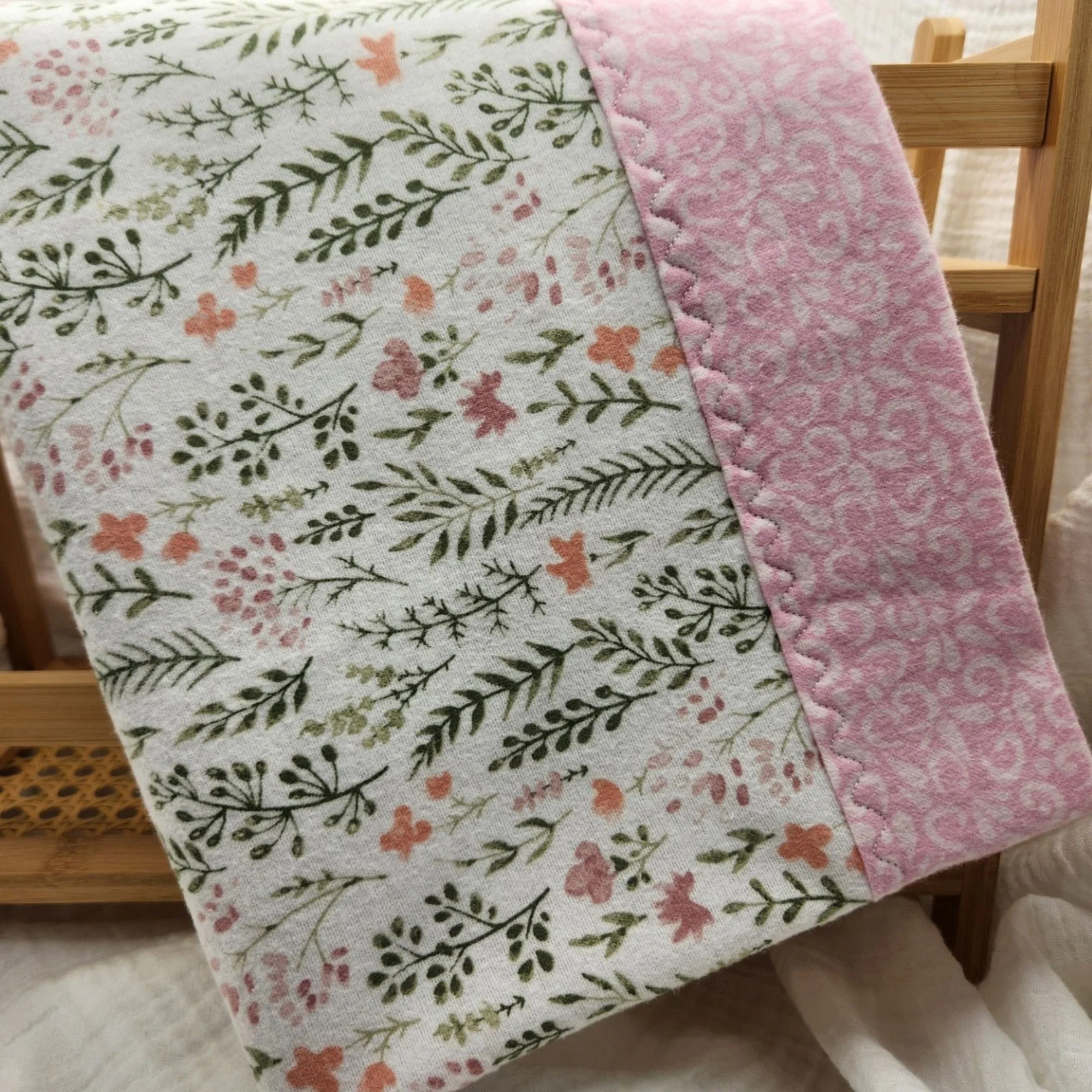 Delicate_flowers_rack_open.jpg