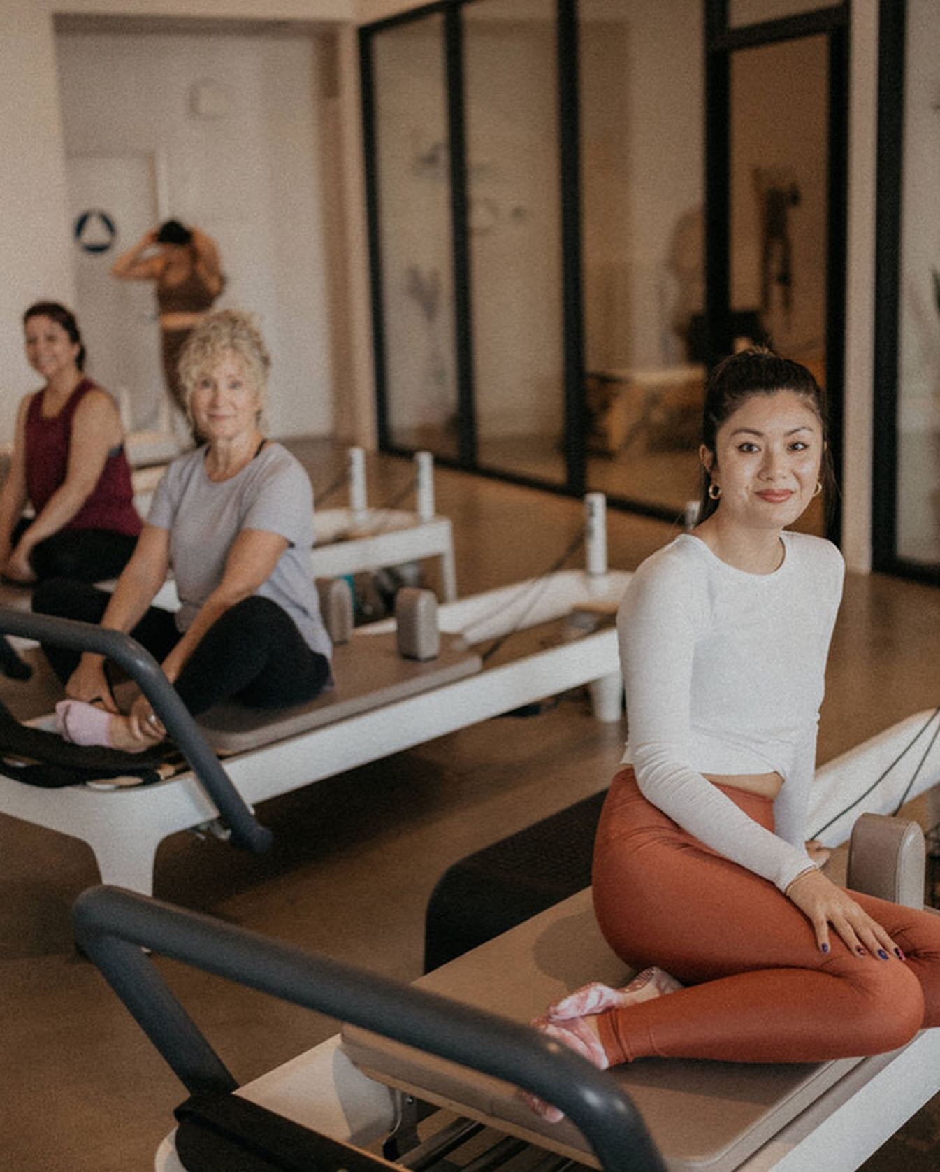 Happy International Women&rsquo;s Day today and everyday 🤍🌎
⠀⠀⠀⠀⠀⠀⠀⠀⠀
To our community &mdash; thank you for choosing Ara, a woman owned business, as your place for Movement. We hope to always leave you feeling empowered after every class and inspi