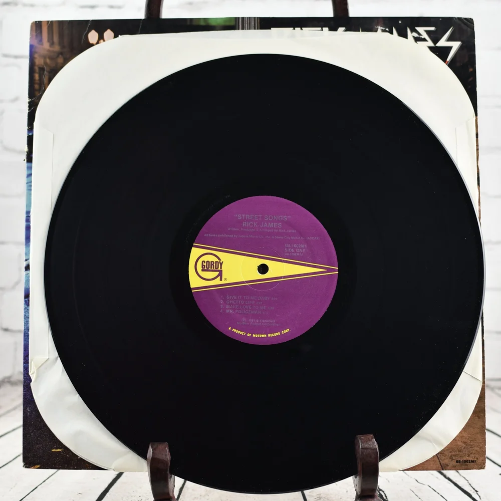 その他 Fame:on 42nd Street [CD] On April 7, 1981 - Rick James released the album “Street Songs