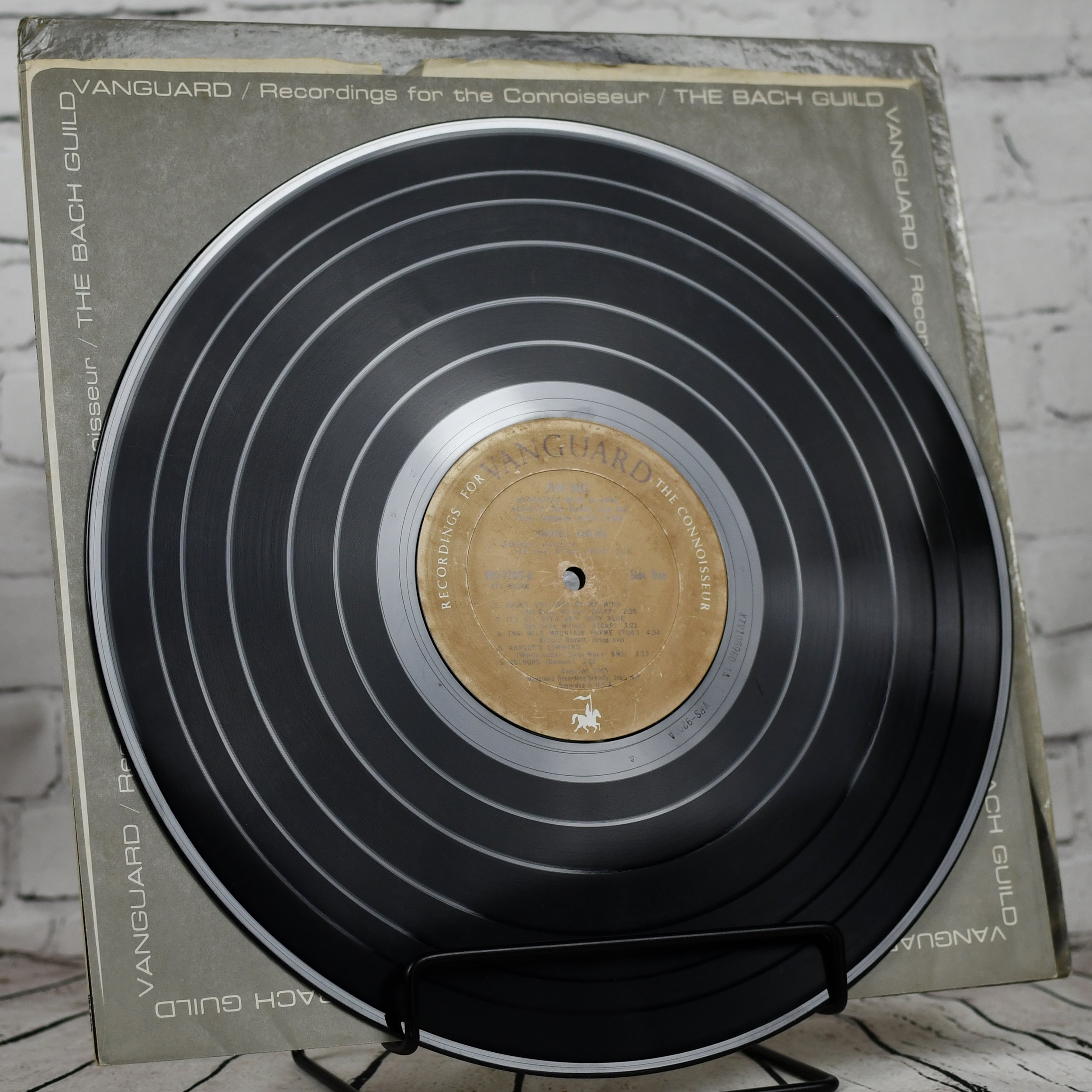 Madonna – Material Girl, 12