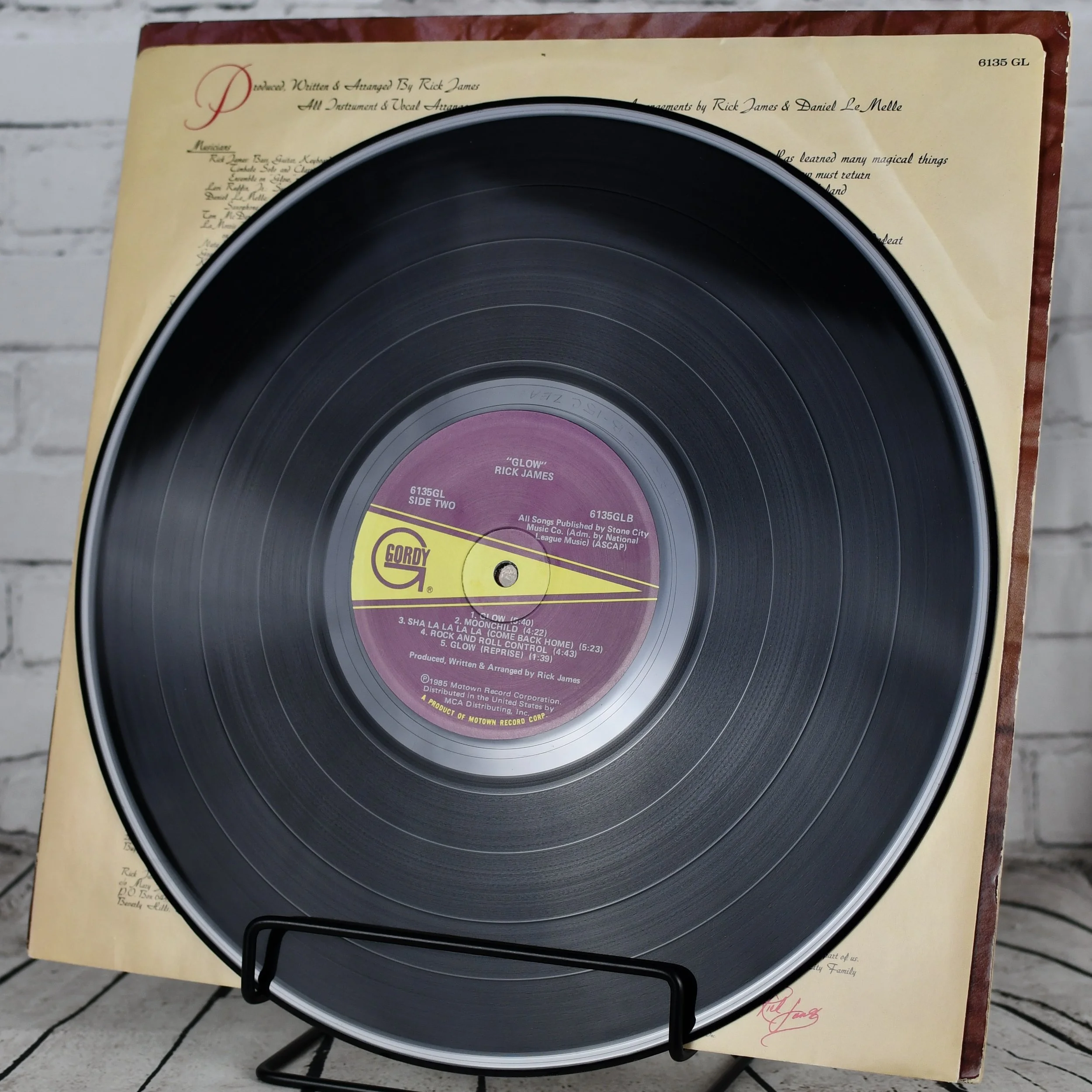 Michael Jackson – Another Part Of Me, 7