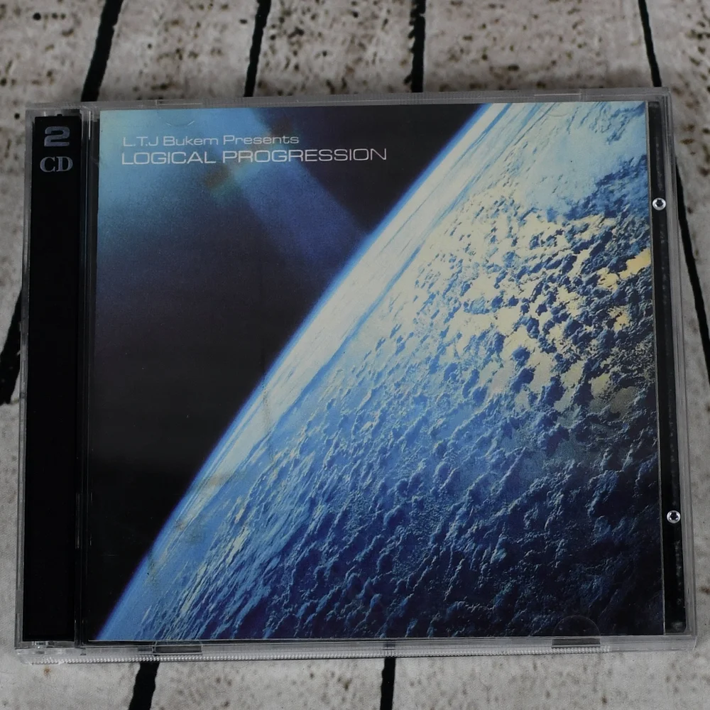 L.T.J Bukem – Logical Progression - 2xCD - 1996 — Spin N Round