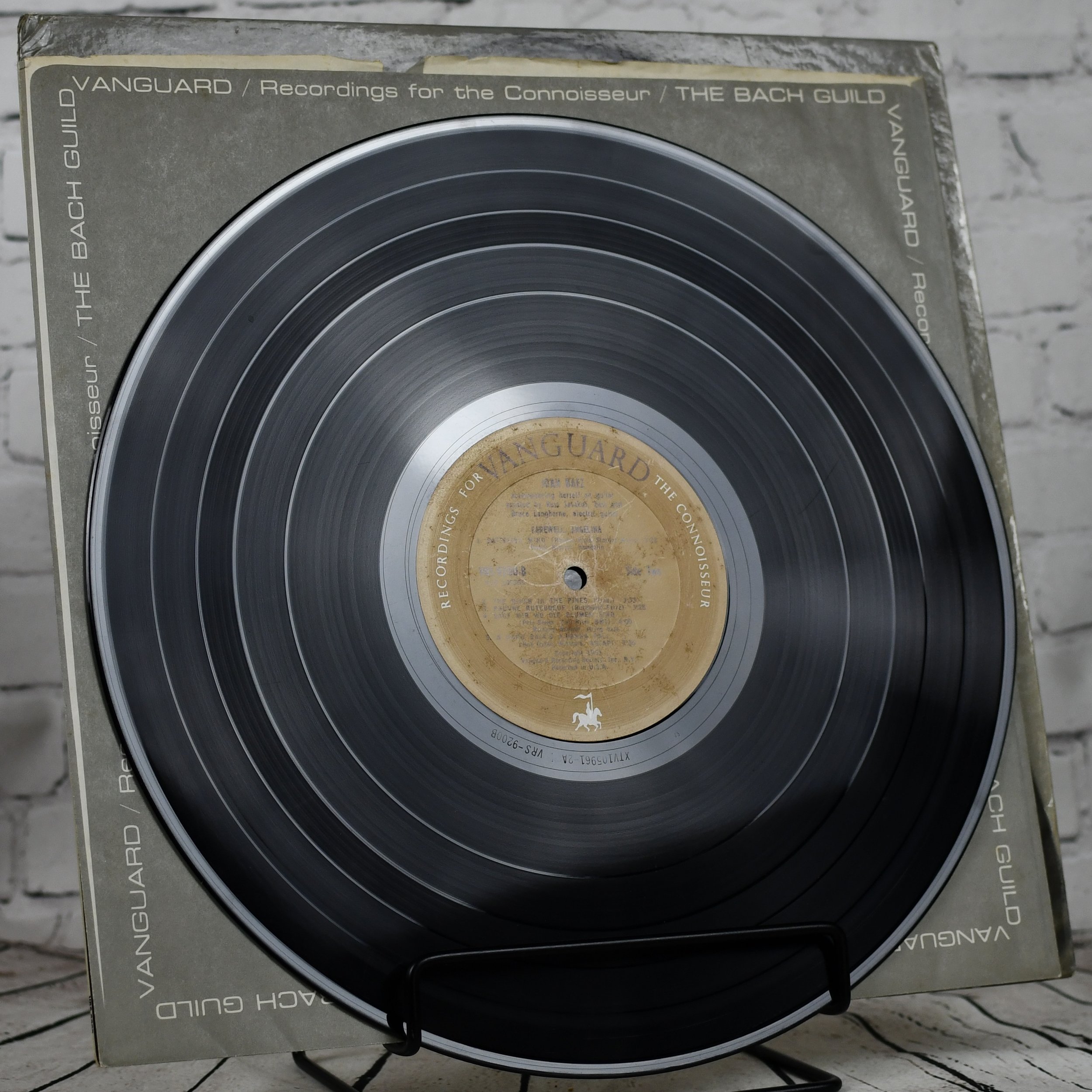 Madonna – Material Girl, 12