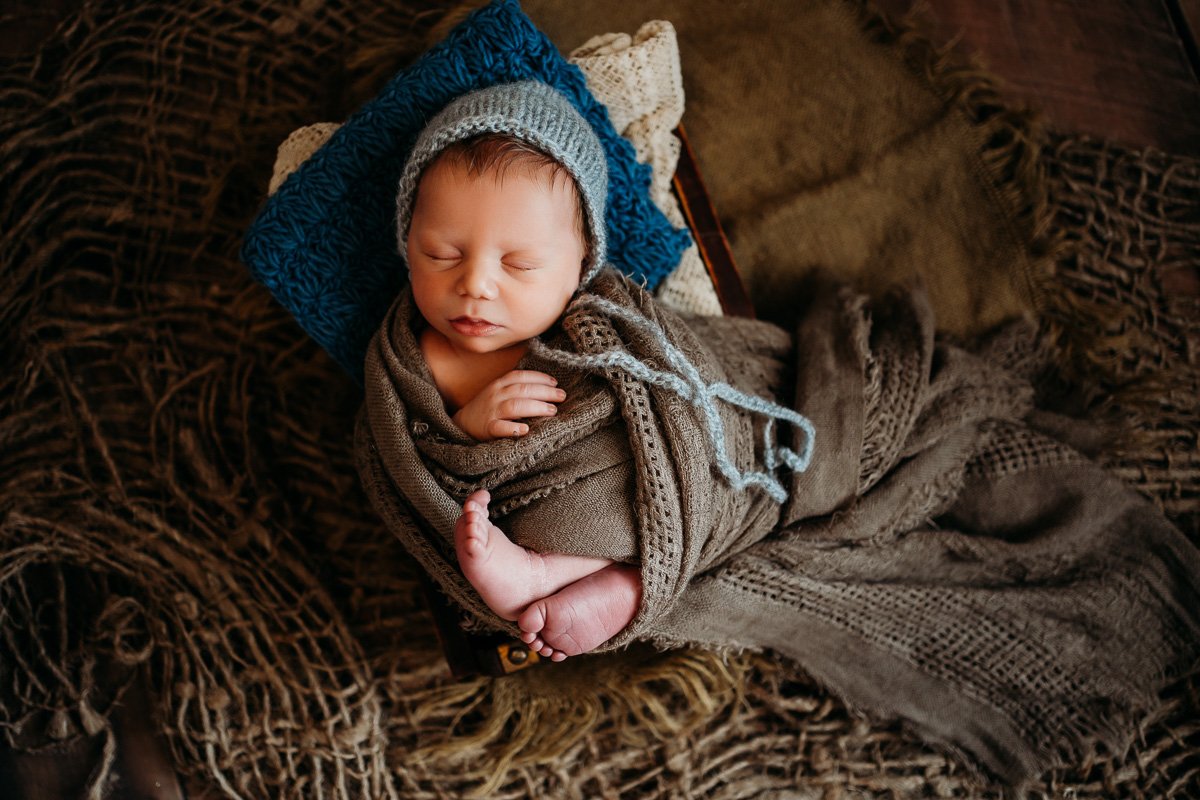 newborn-session-kansas-city-photographer-denise-jambor-photography-owen-21.jpg