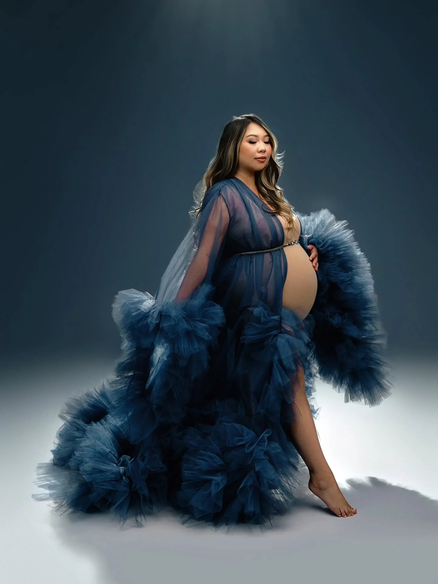 Couldn't love this set more, it's giving glamour and drama!
.
www.sunnymelon.com
.
.
#pdxphotographer #portlandphotographer #pdxmaternityphotographer #fineartmaternity #pdx #portlandbaby #portlandbabyphotographer #portlandmaternityphotographer #portl