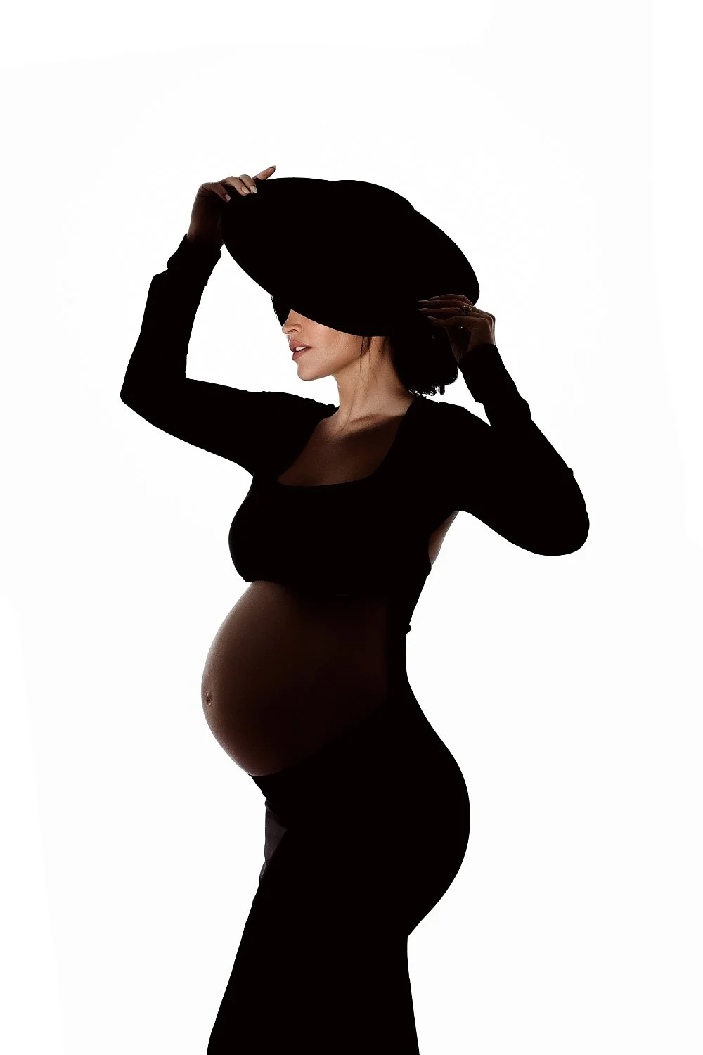 Studio Maternity Photography in Portland Oregon (What to Expect + Why Moms Love It)