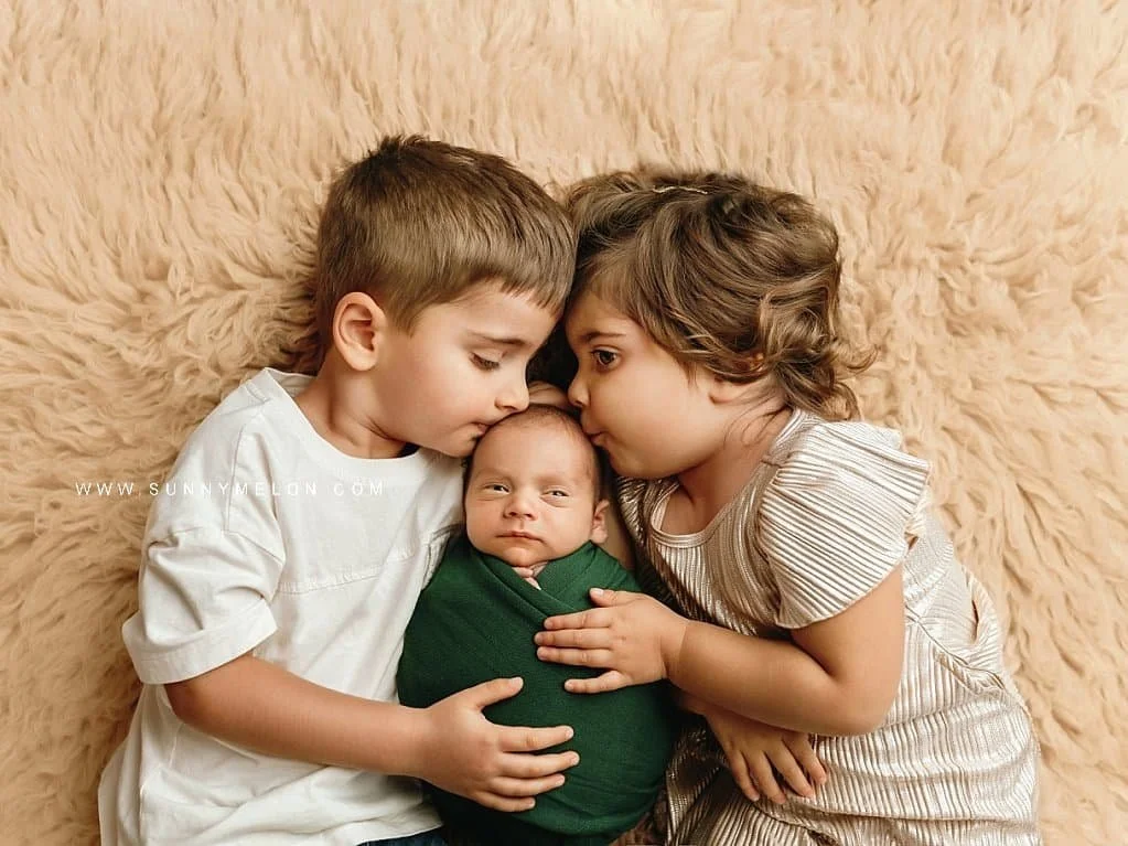 Newborn &amp; Sibling Photography West Linn | Sunny Melon Photography