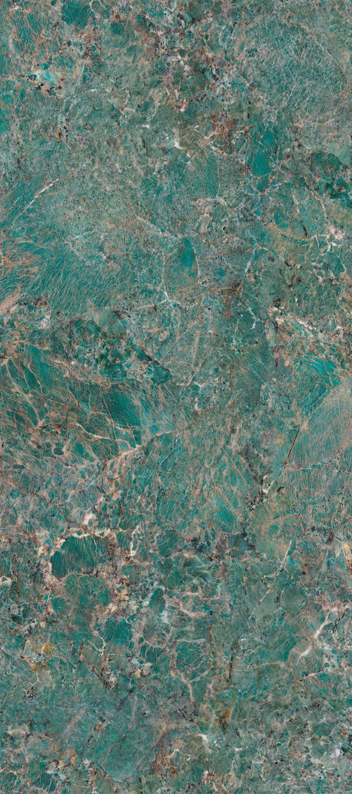 Colombia Emerald 4' x 9' Porcelain Slab | CIERO