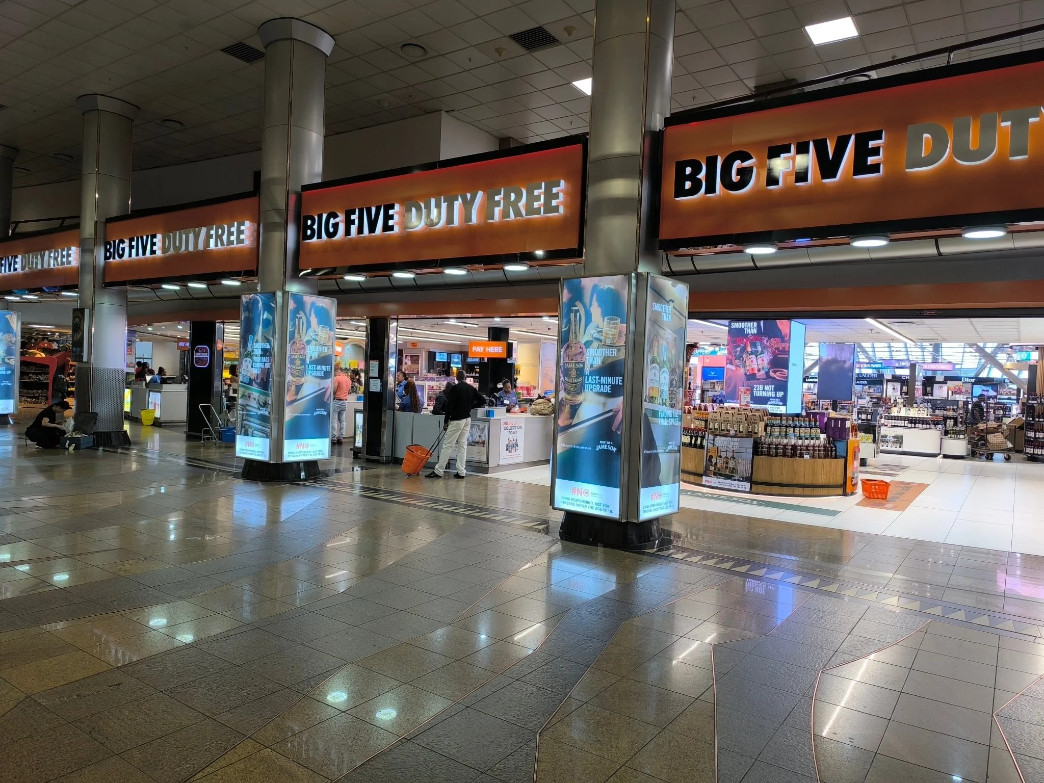 Jo'Burg-9.jpg