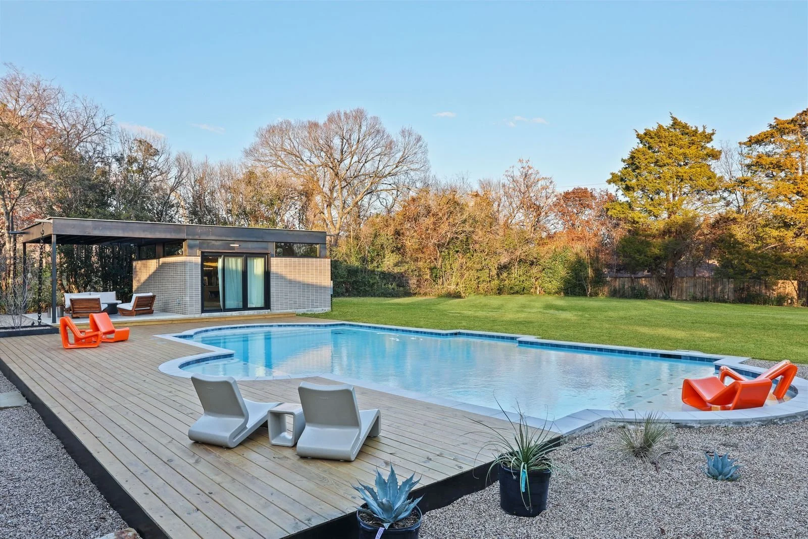 681bdf6564dc32e48086f6f9_Green Leaf Pool South-min-p-1600.jpeg