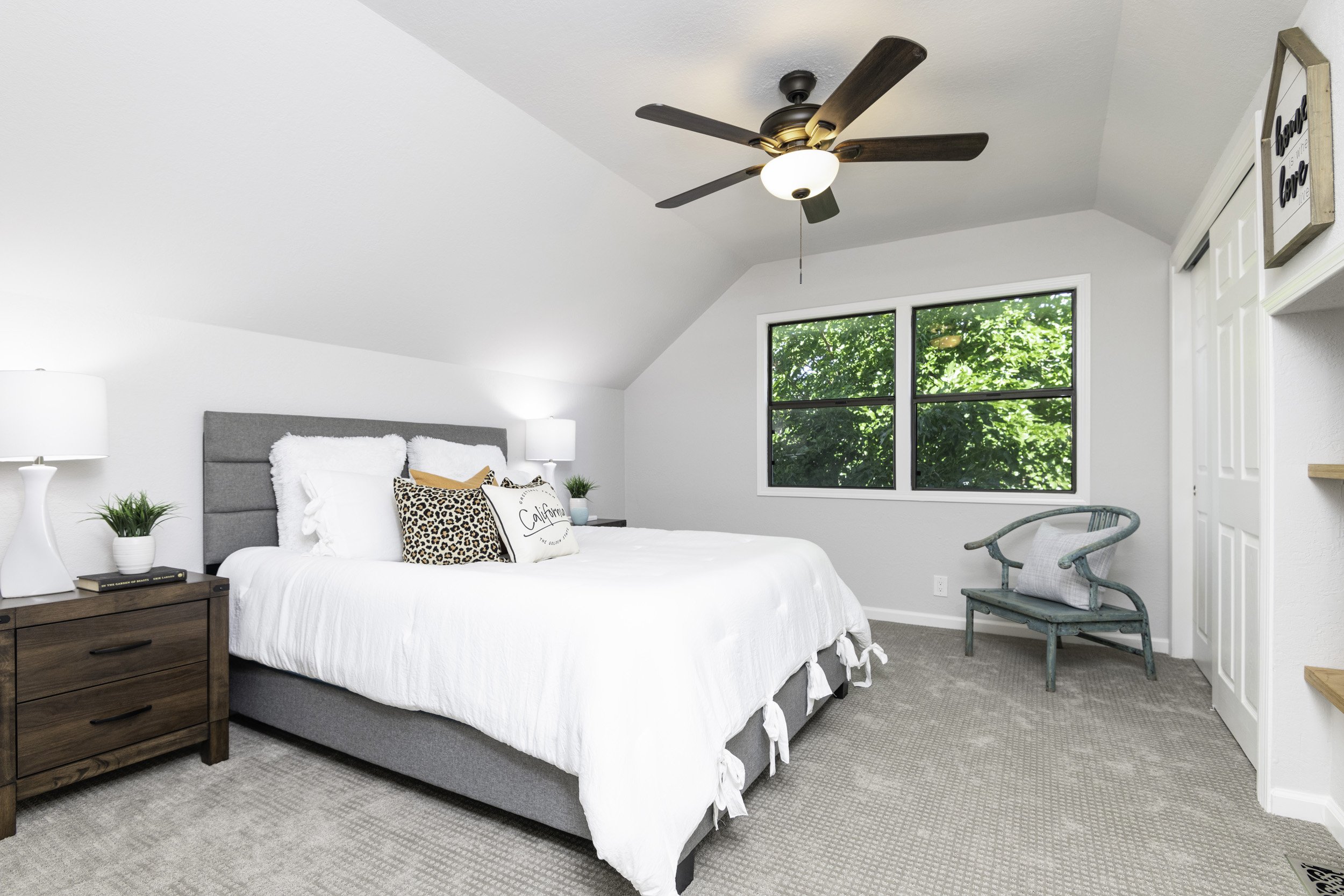 Primary Bedroom.jpg