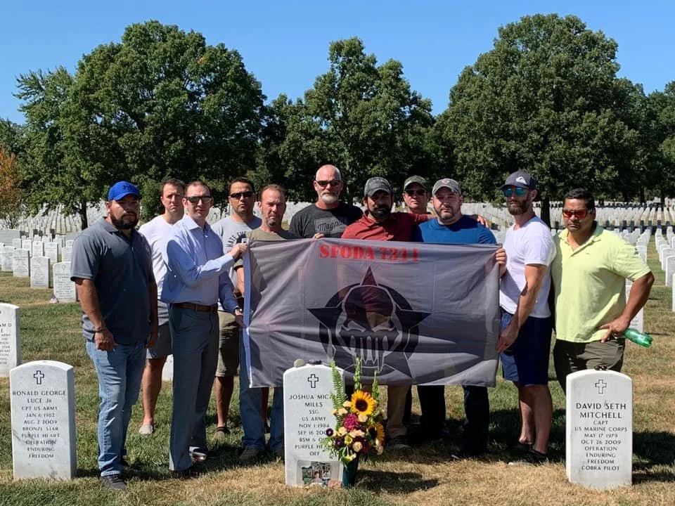 Mis reflexiones sobre el Día de los Caídos - Una Perspectiva de un Combatiente por Levi Rodgers (My Thoughts on Memorial Day) 