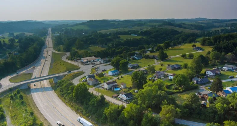 Pros and Cons of Buying a House Near a Highway, Airport &amp; Other Landmarks