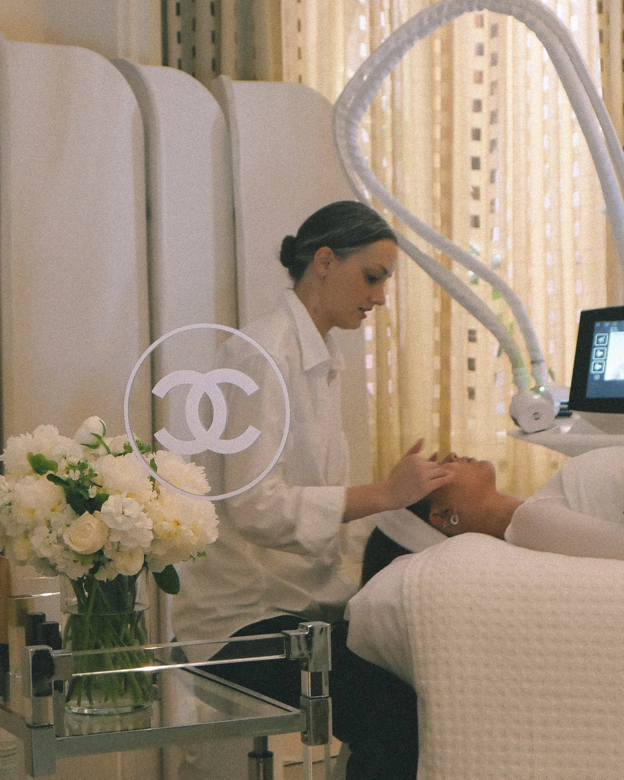 RicariStudios_LukitaMaxwell_OscarsBeautySuite_IGStill_01.jpg