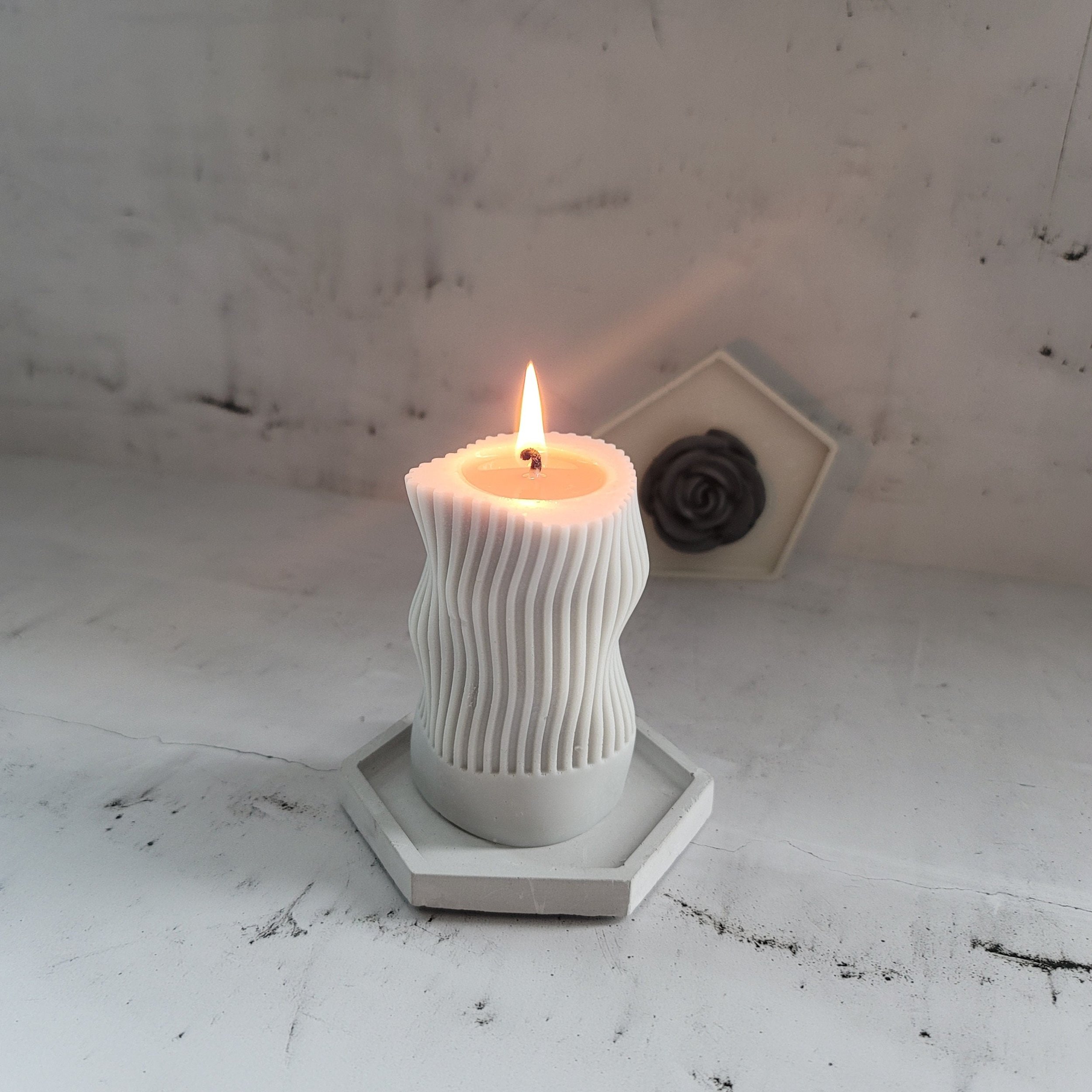 https://i.etsystatic.com/24859501/r/il/295371/3084964665/il_fullxfull.3084964665_potf.jpg