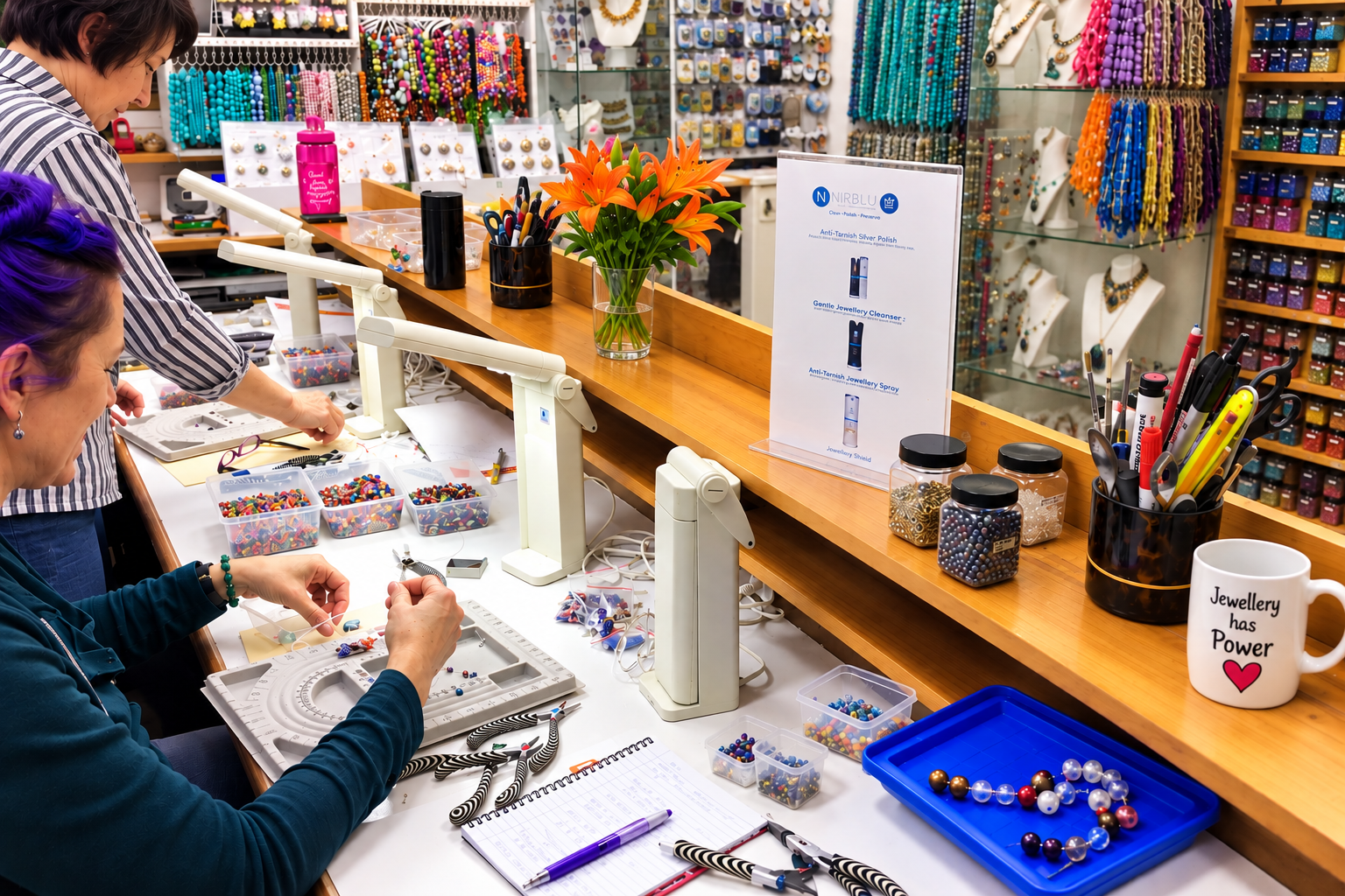 INTRODUCTION TO FASHION JEWELLERY